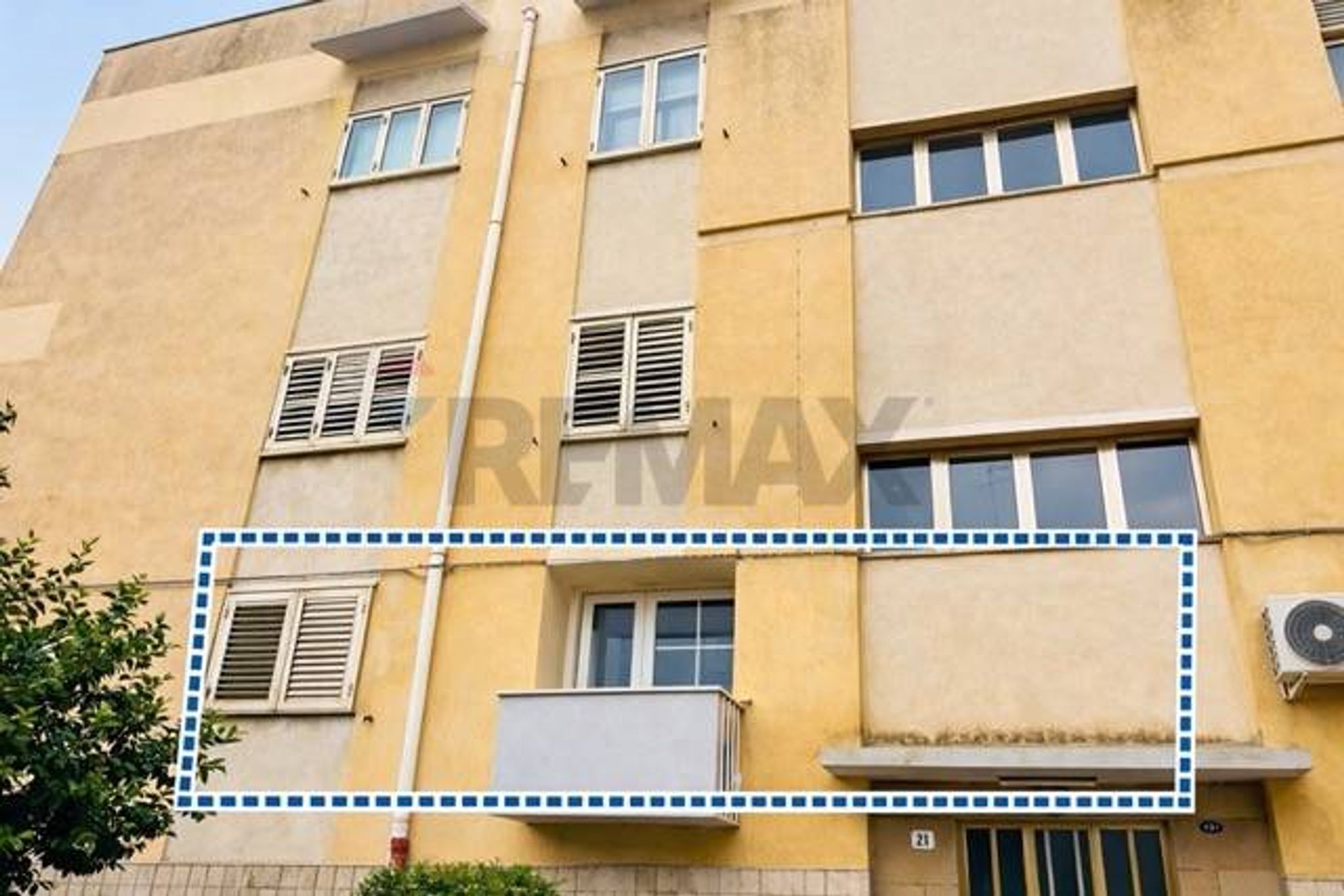 Edificio all'aperto