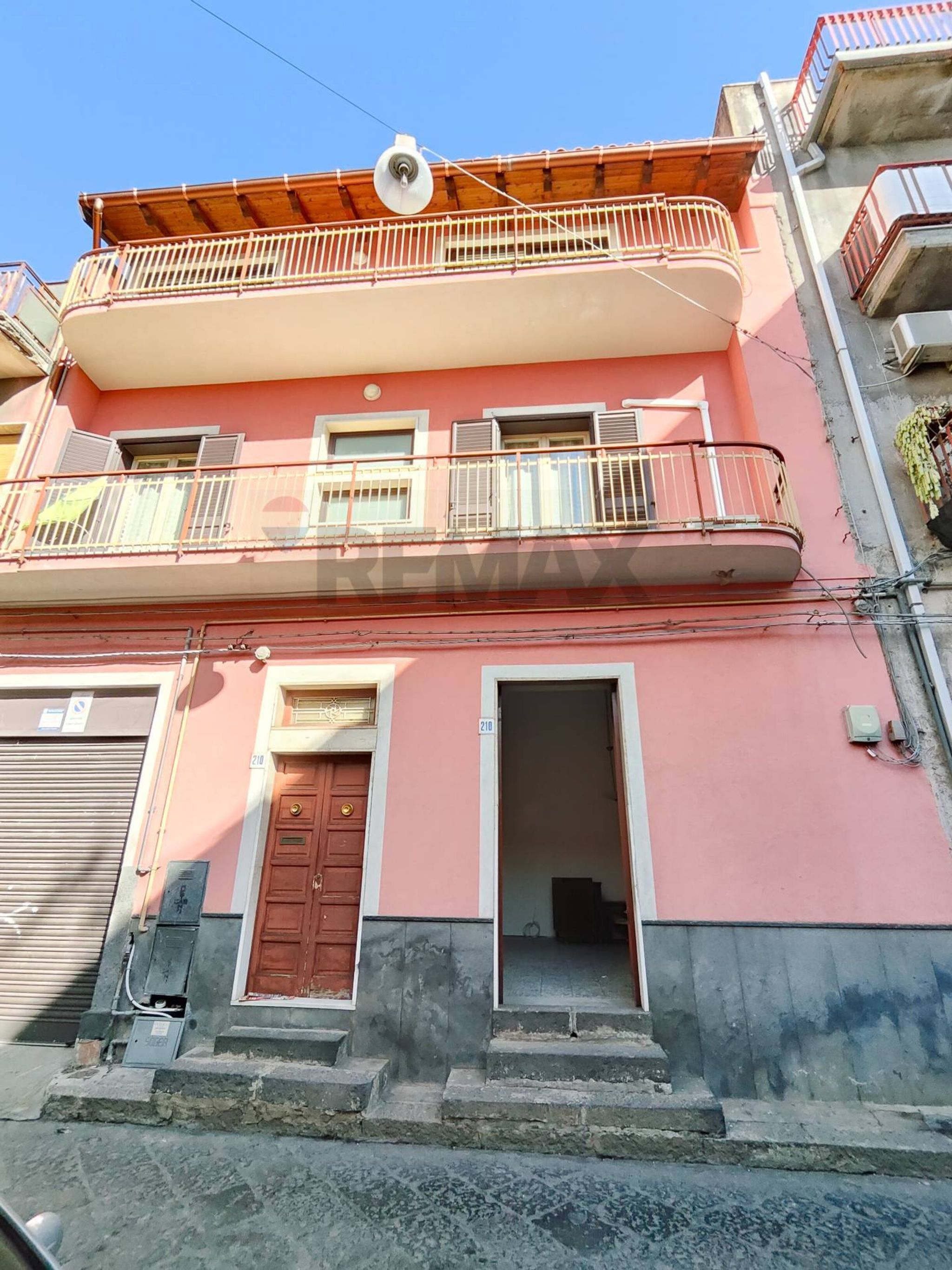 Edificio all'aperto