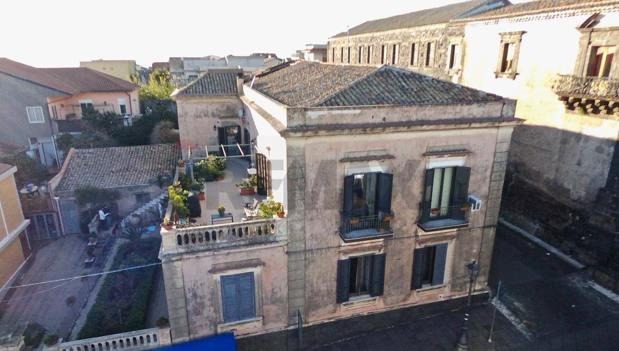Edificio all'aperto