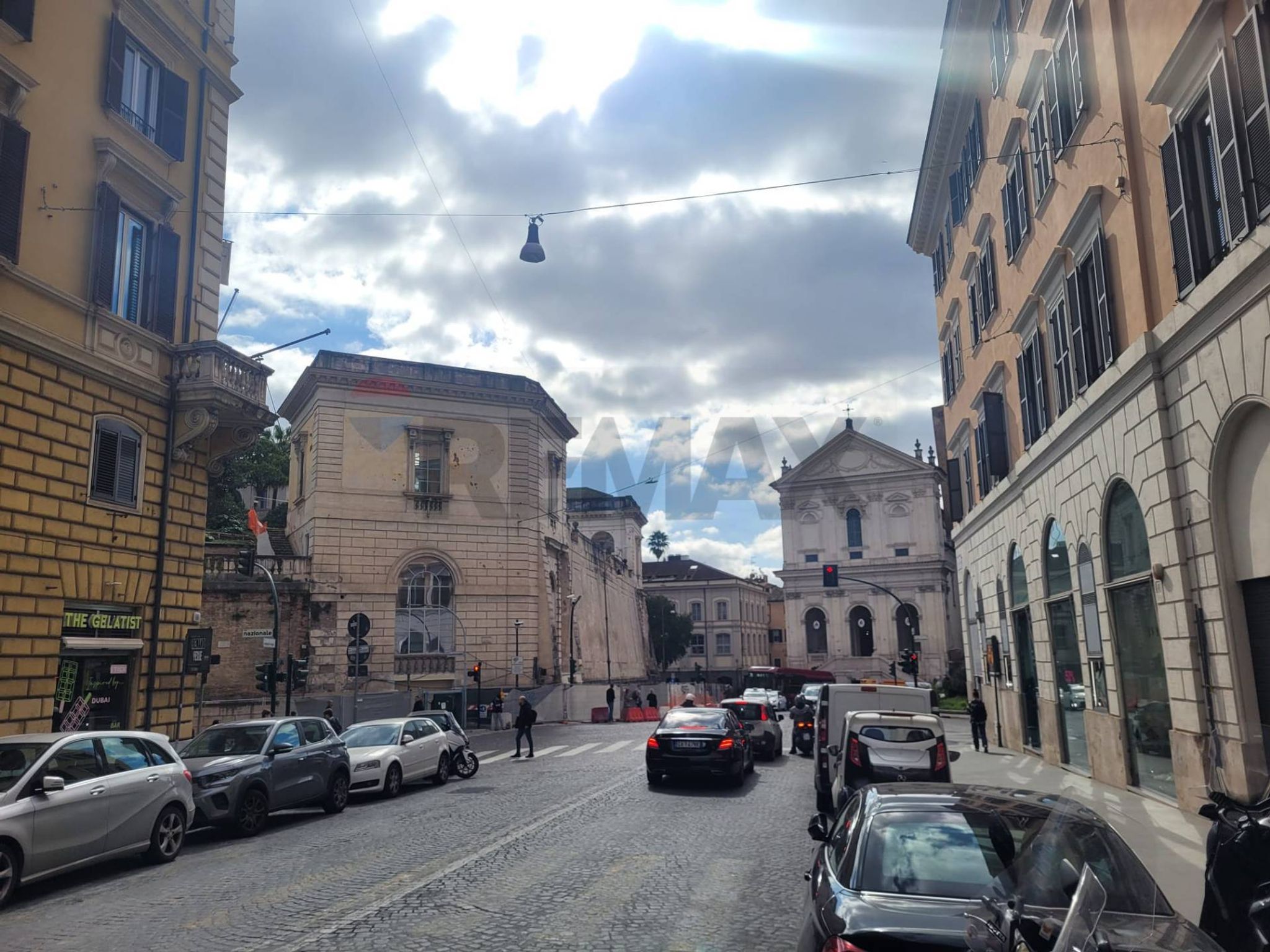 Edificio all'aperto