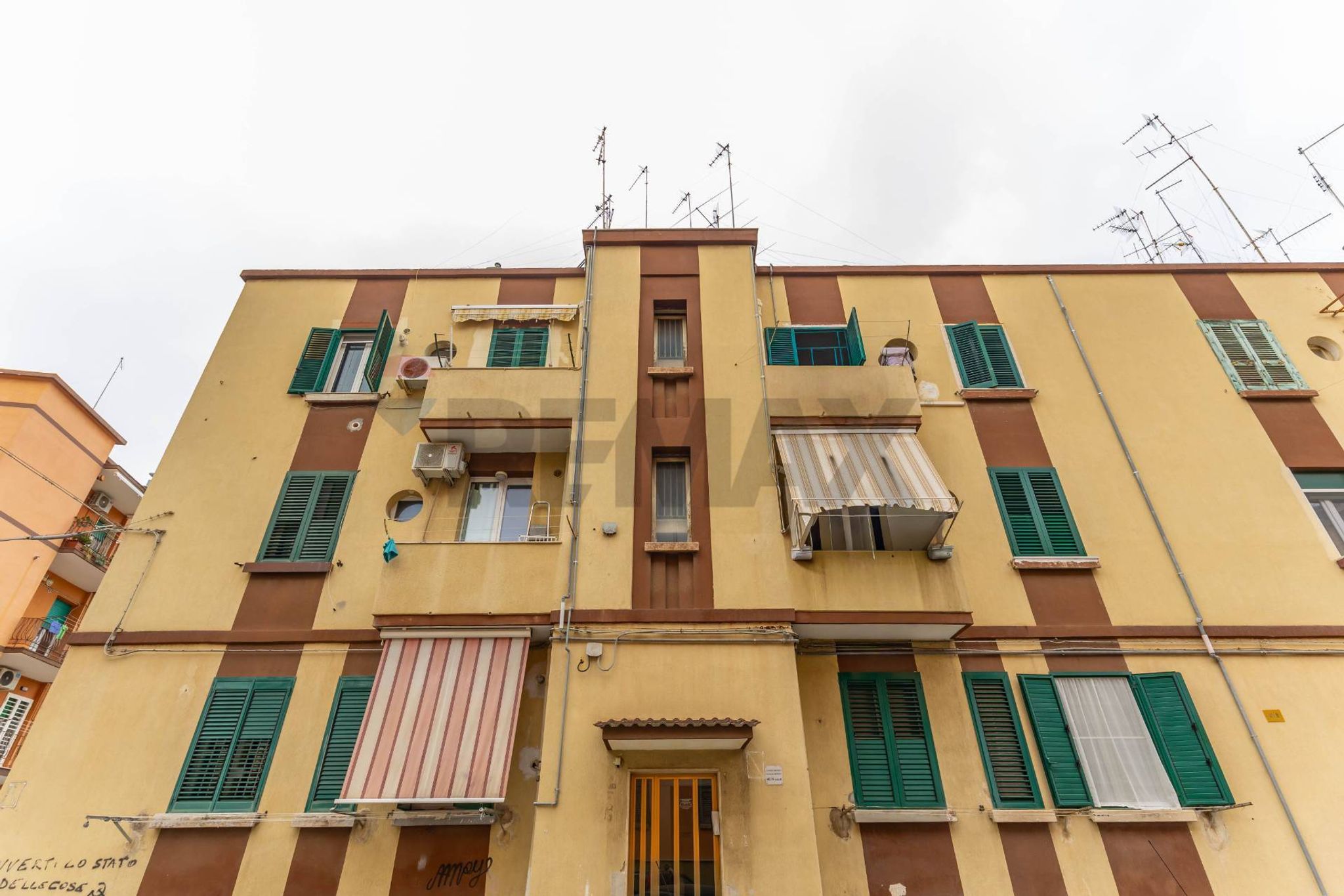 Edificio all'aperto