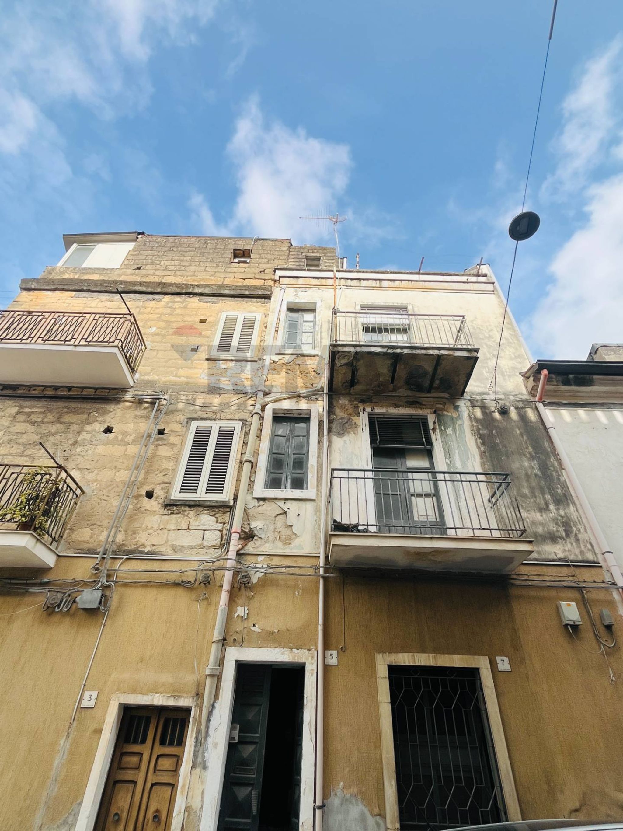Edificio all'aperto