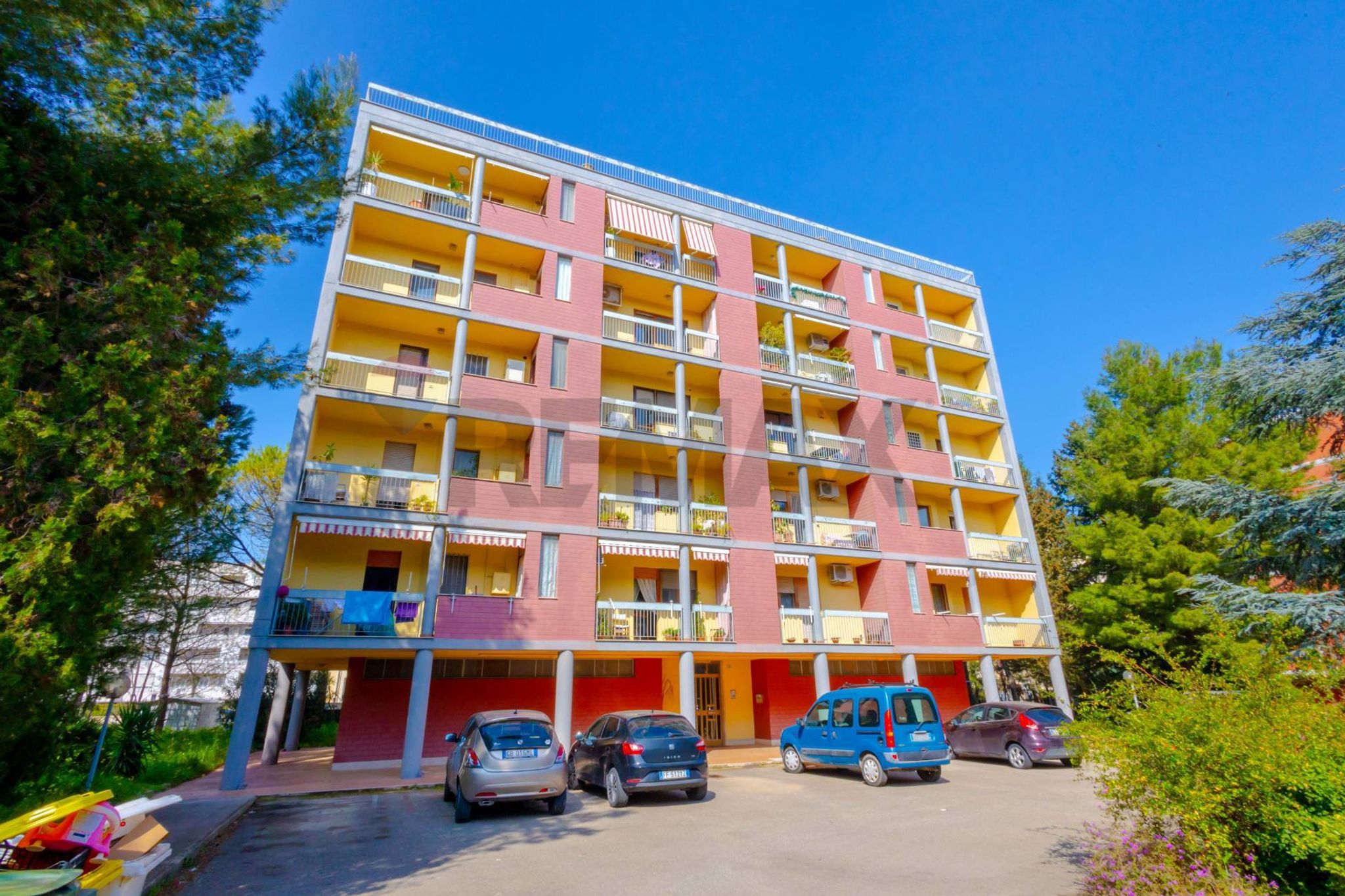 Edificio all'aperto