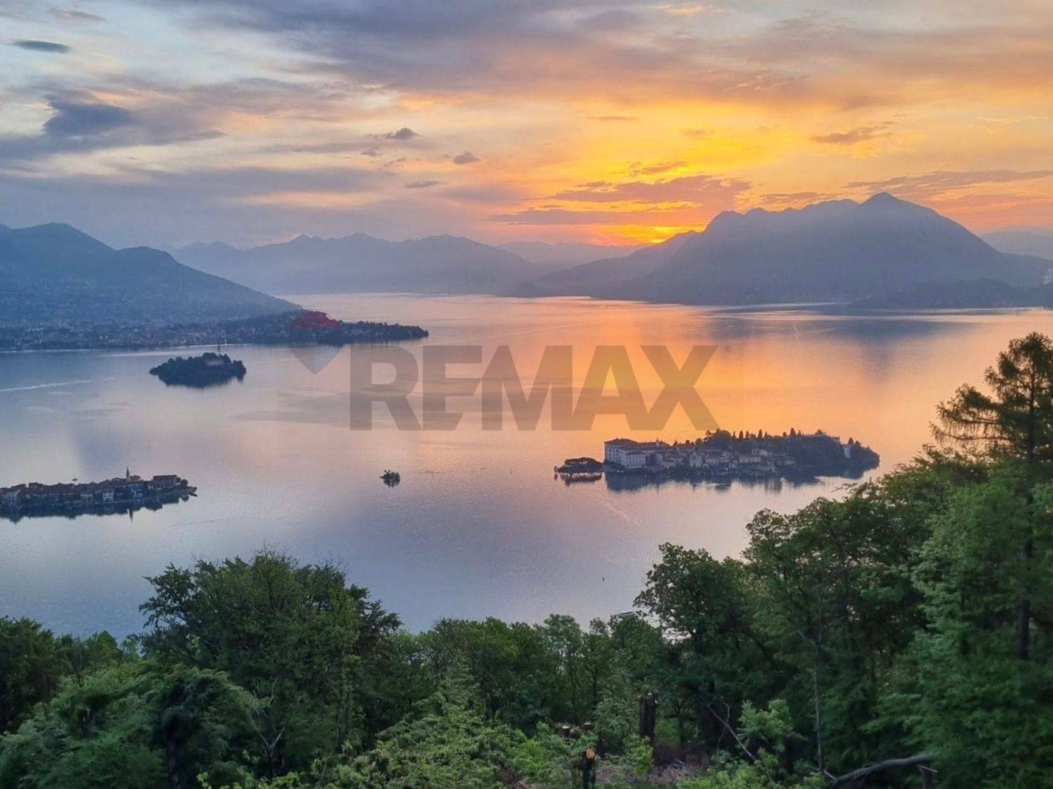 Immobile a Stresa