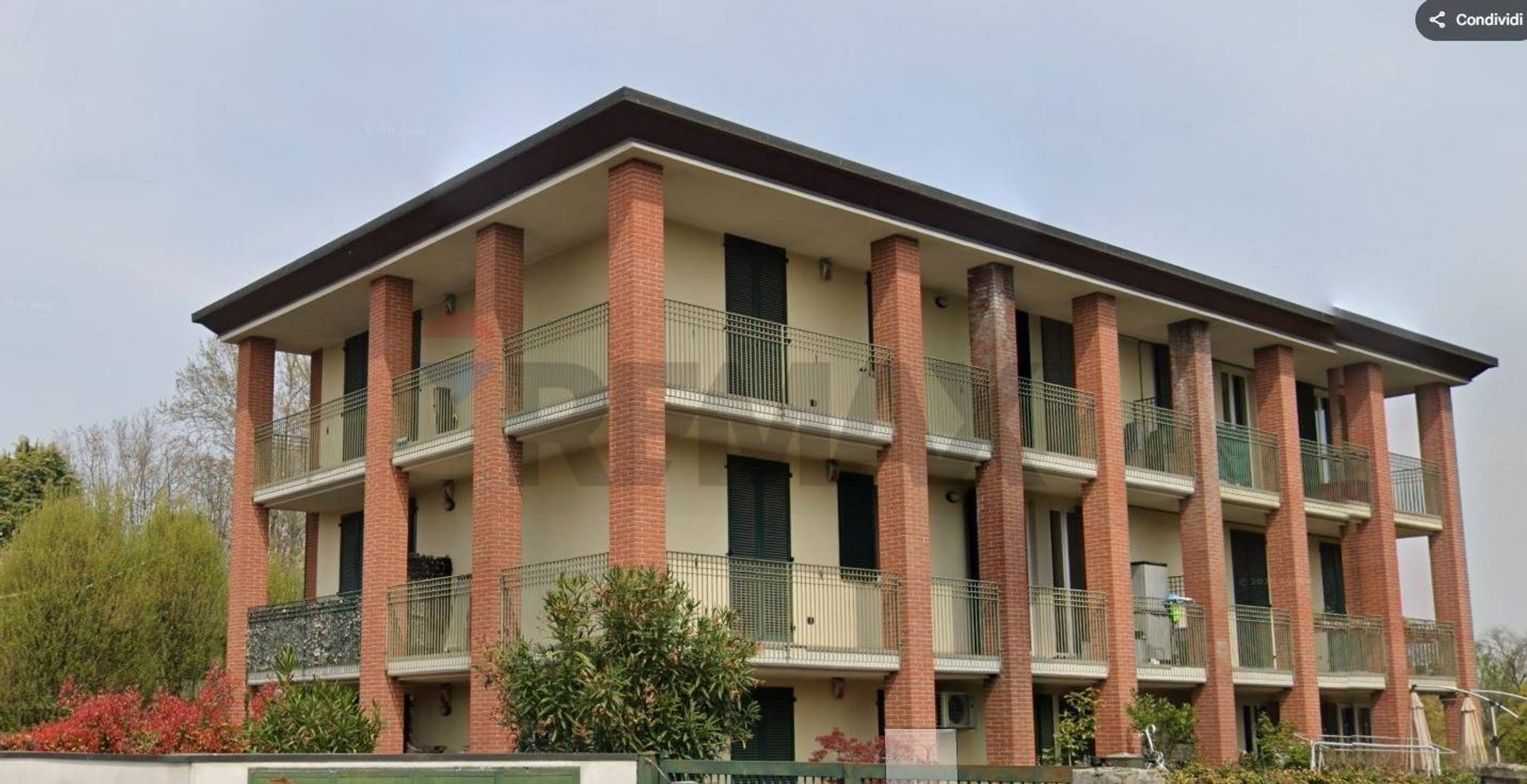 Edificio all'aperto