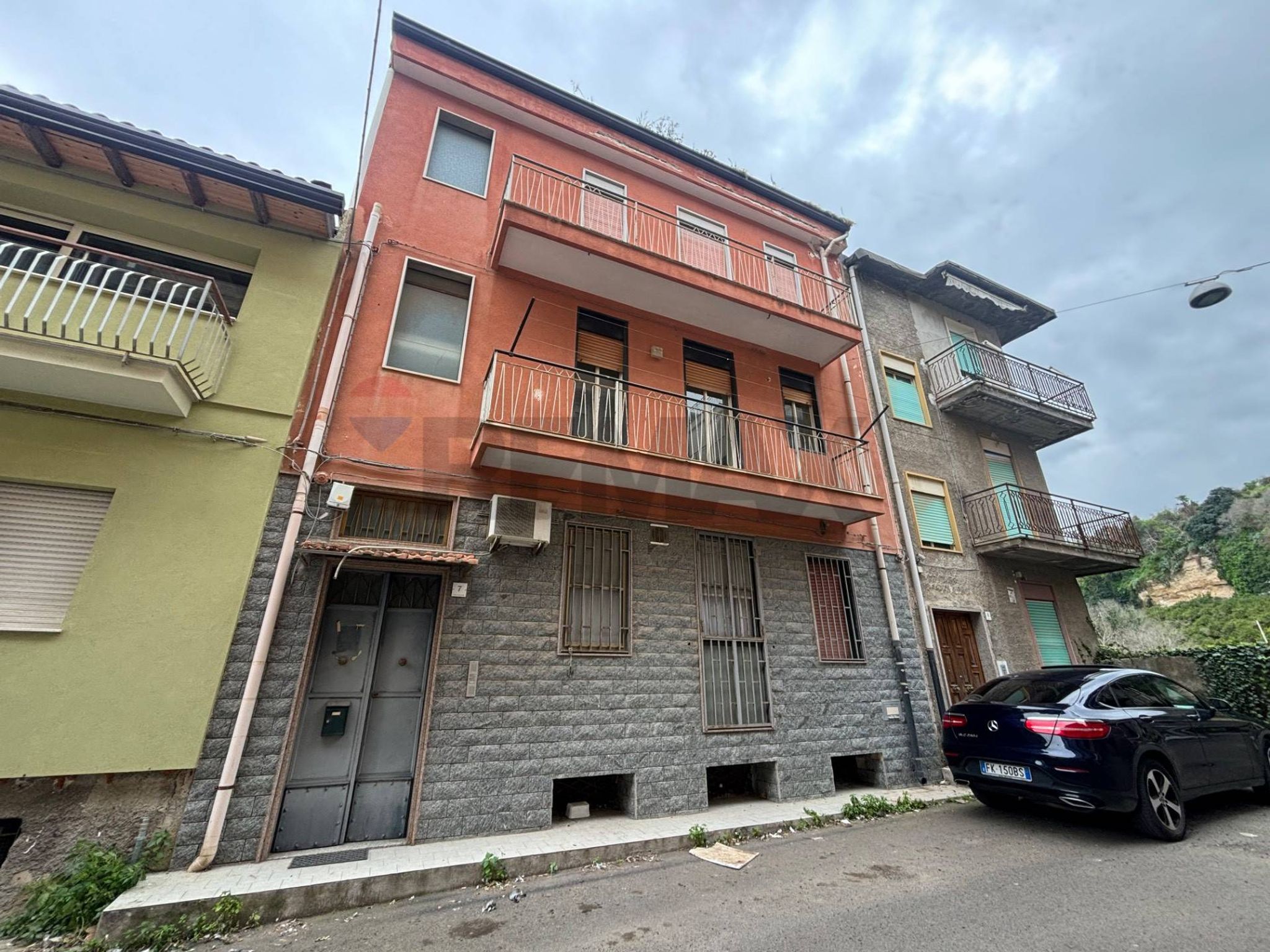 Edificio all'aperto