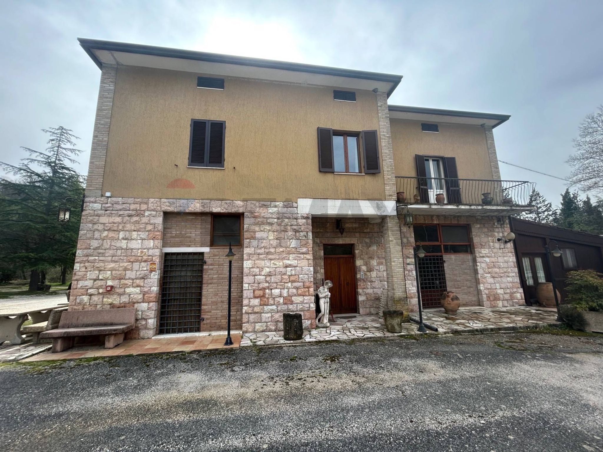 Immobile a Assisi