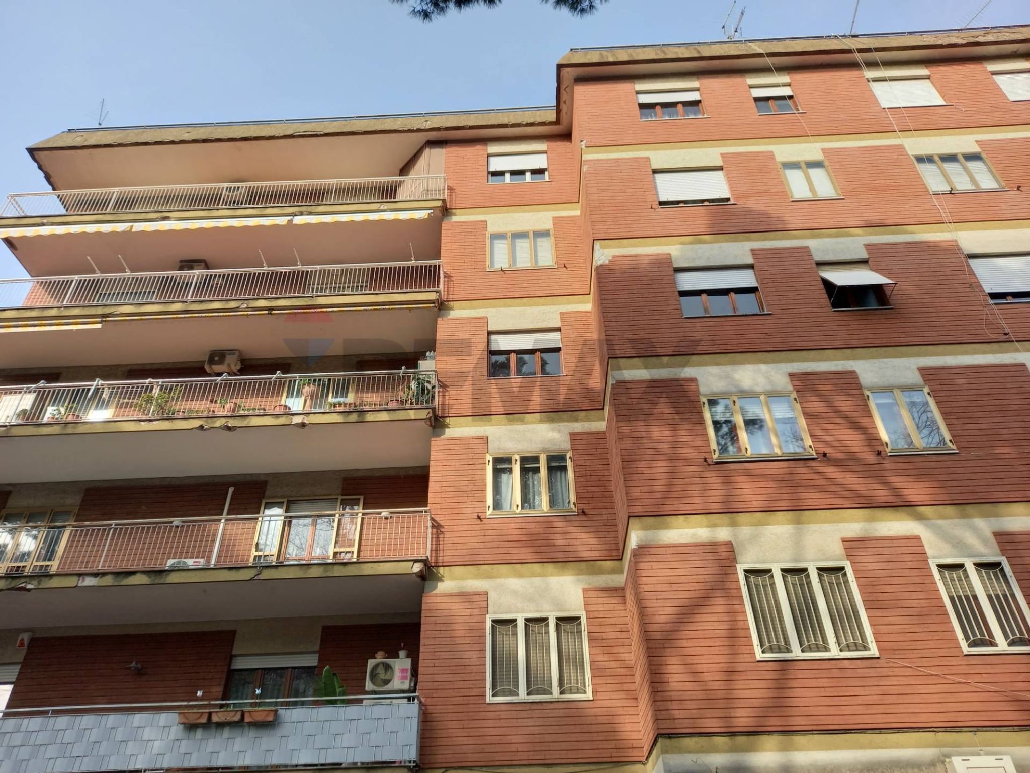 Edificio all'aperto