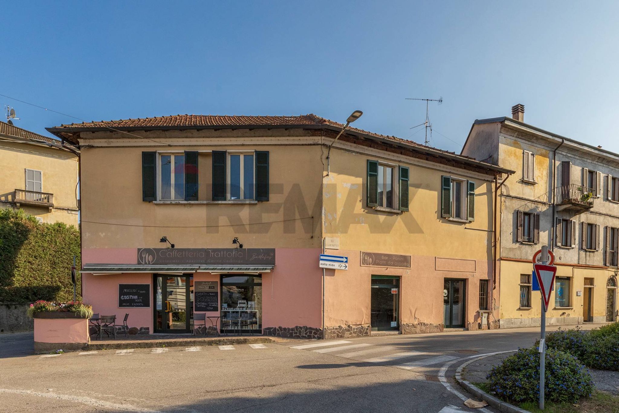 Immobile a Laveno-Mombello