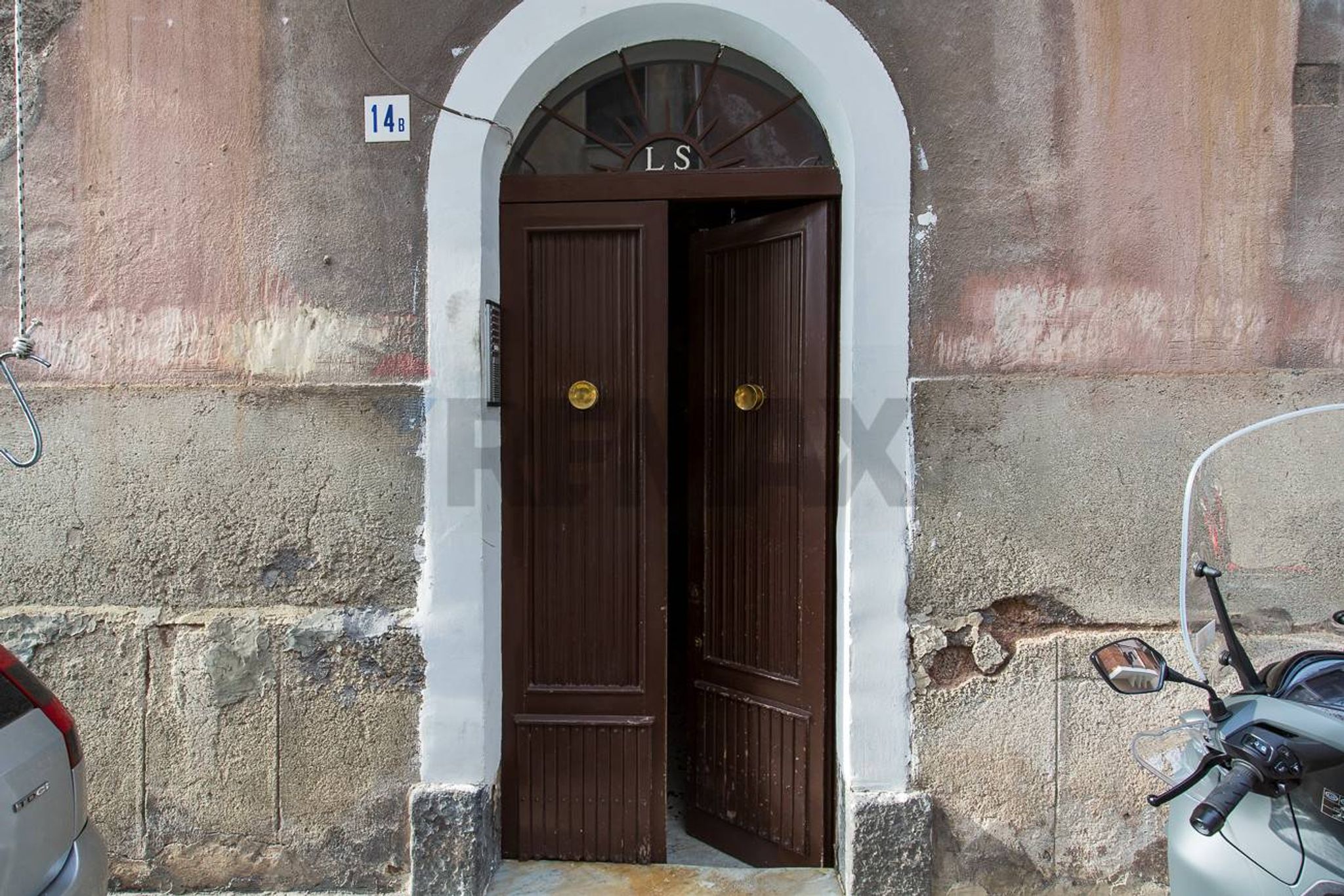 Edificio all'aperto