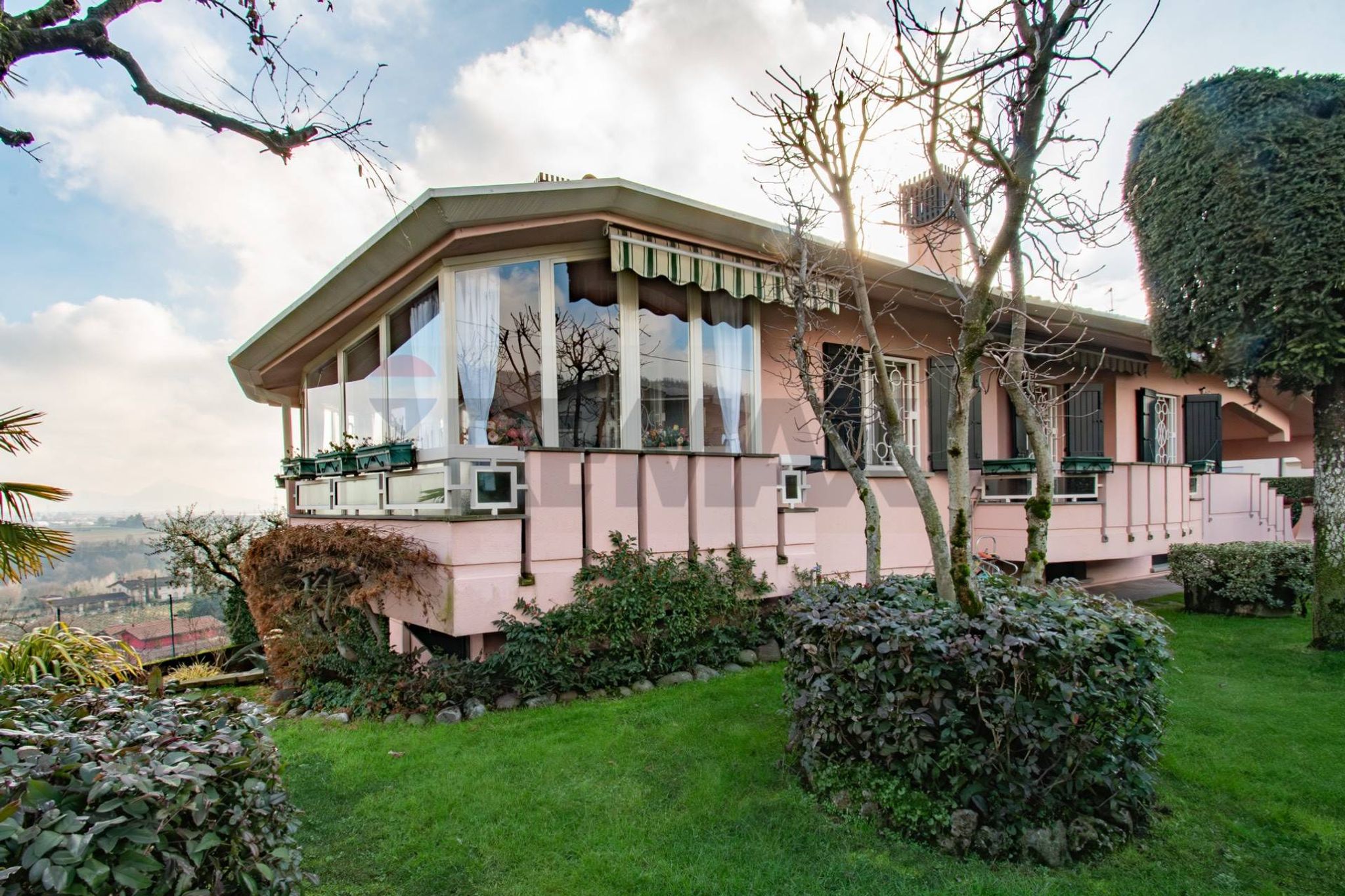 Casa all'aperto
