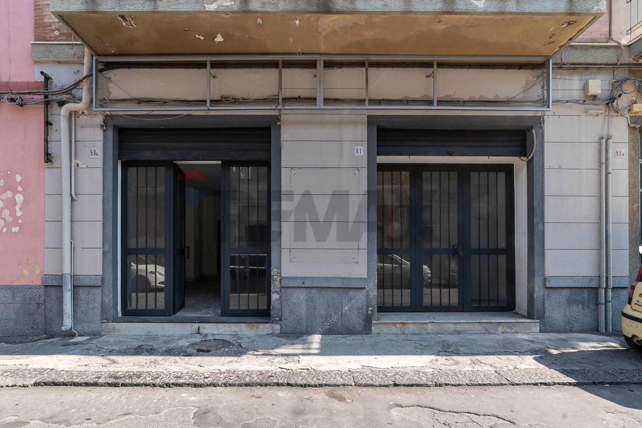 Edificio all'aperto