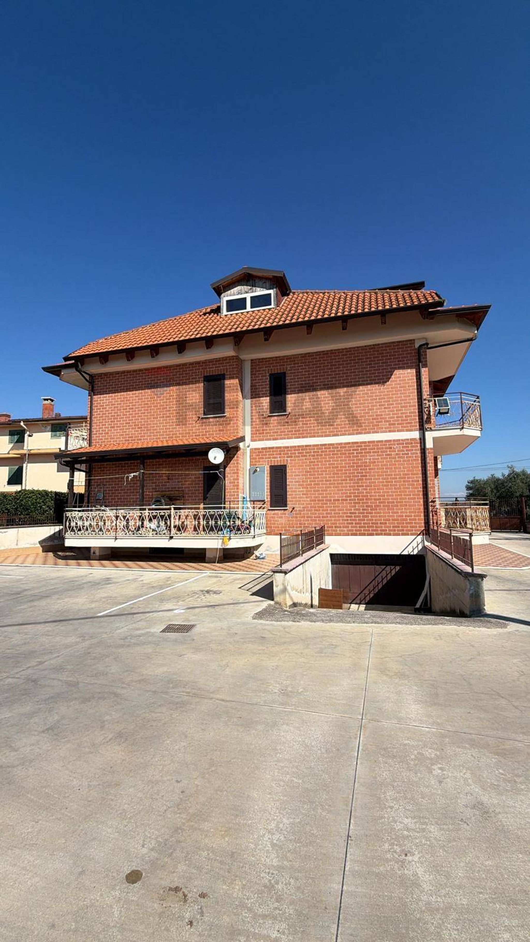 Edificio all'aperto