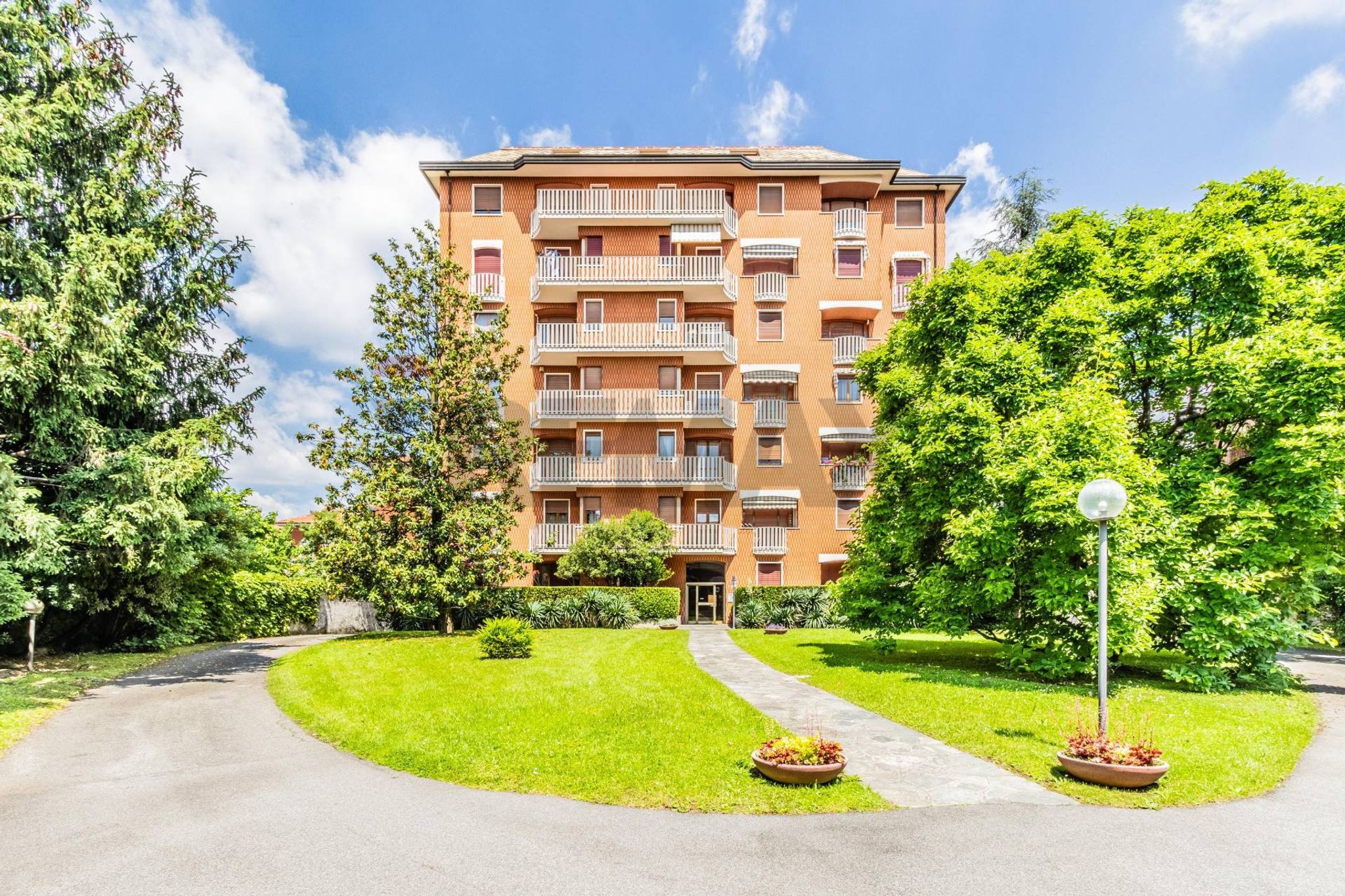 Edificio all'aperto