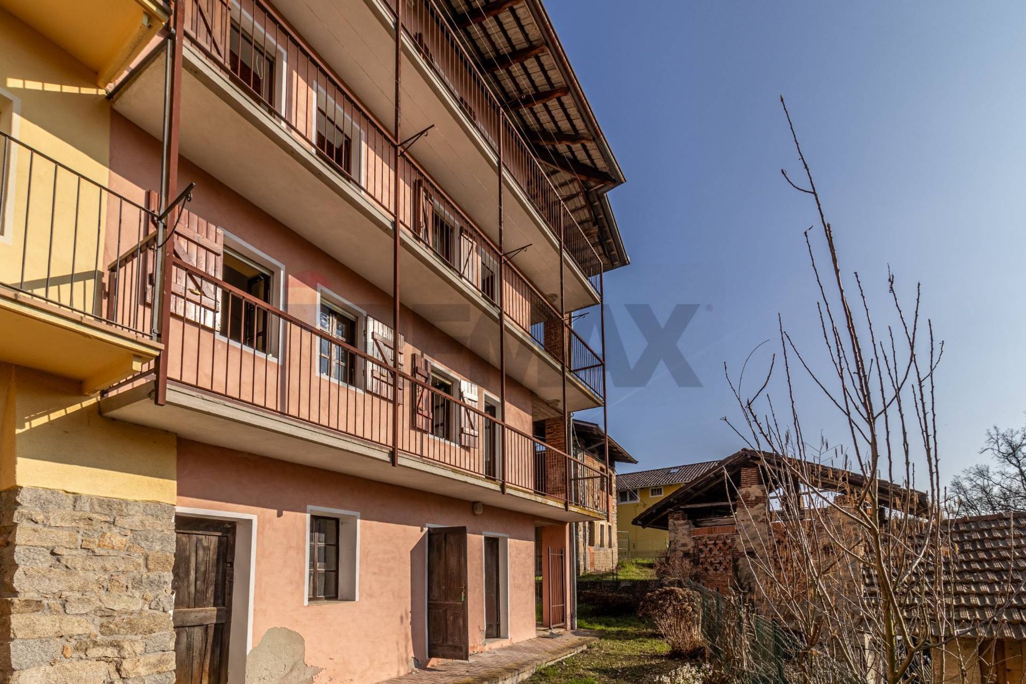 Edificio all'aperto
