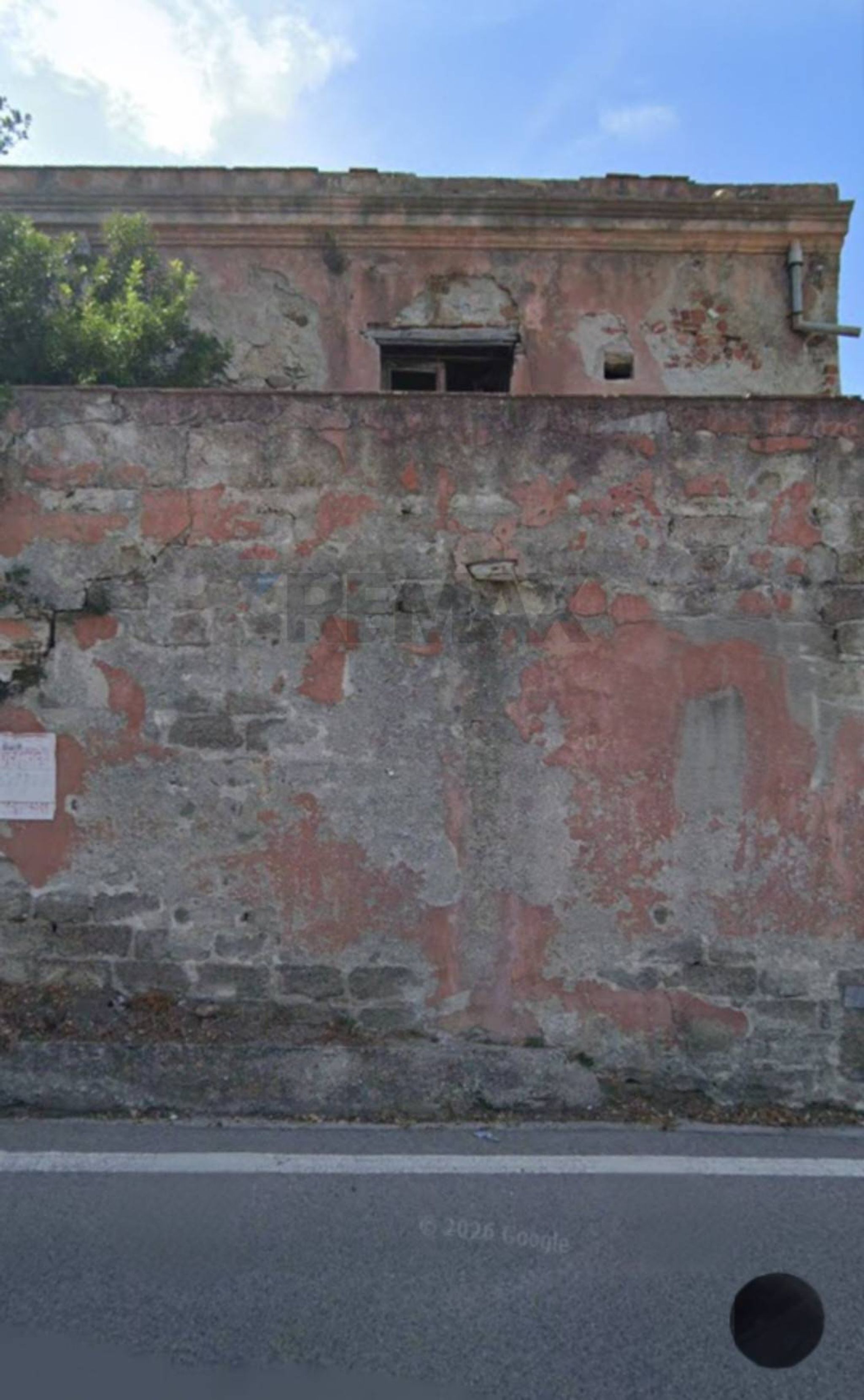 Edificio all'aperto