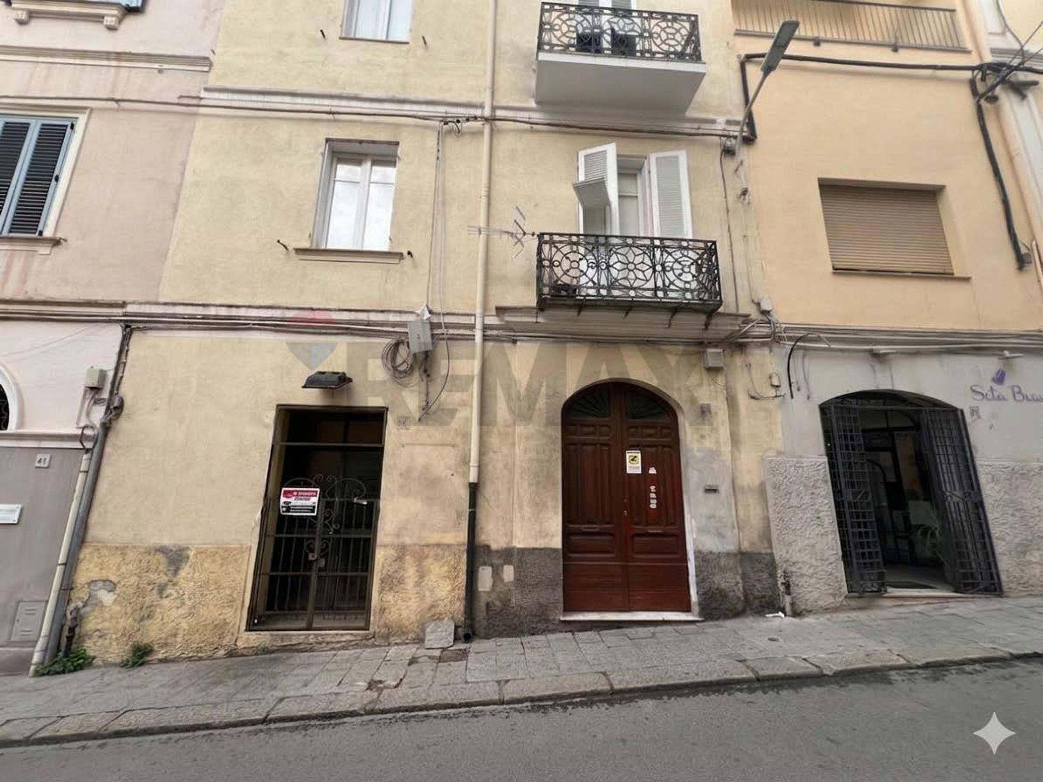 Edificio all'aperto