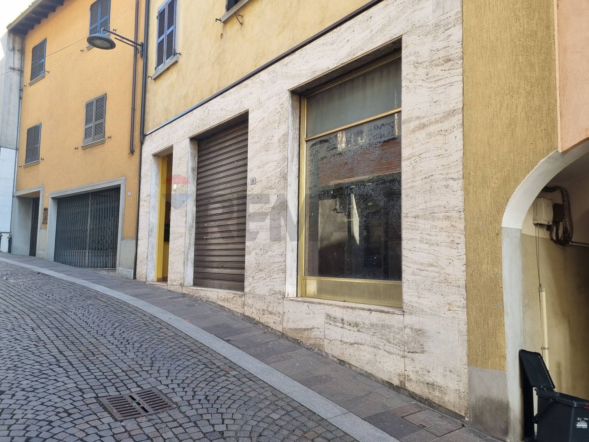 Edificio all'aperto