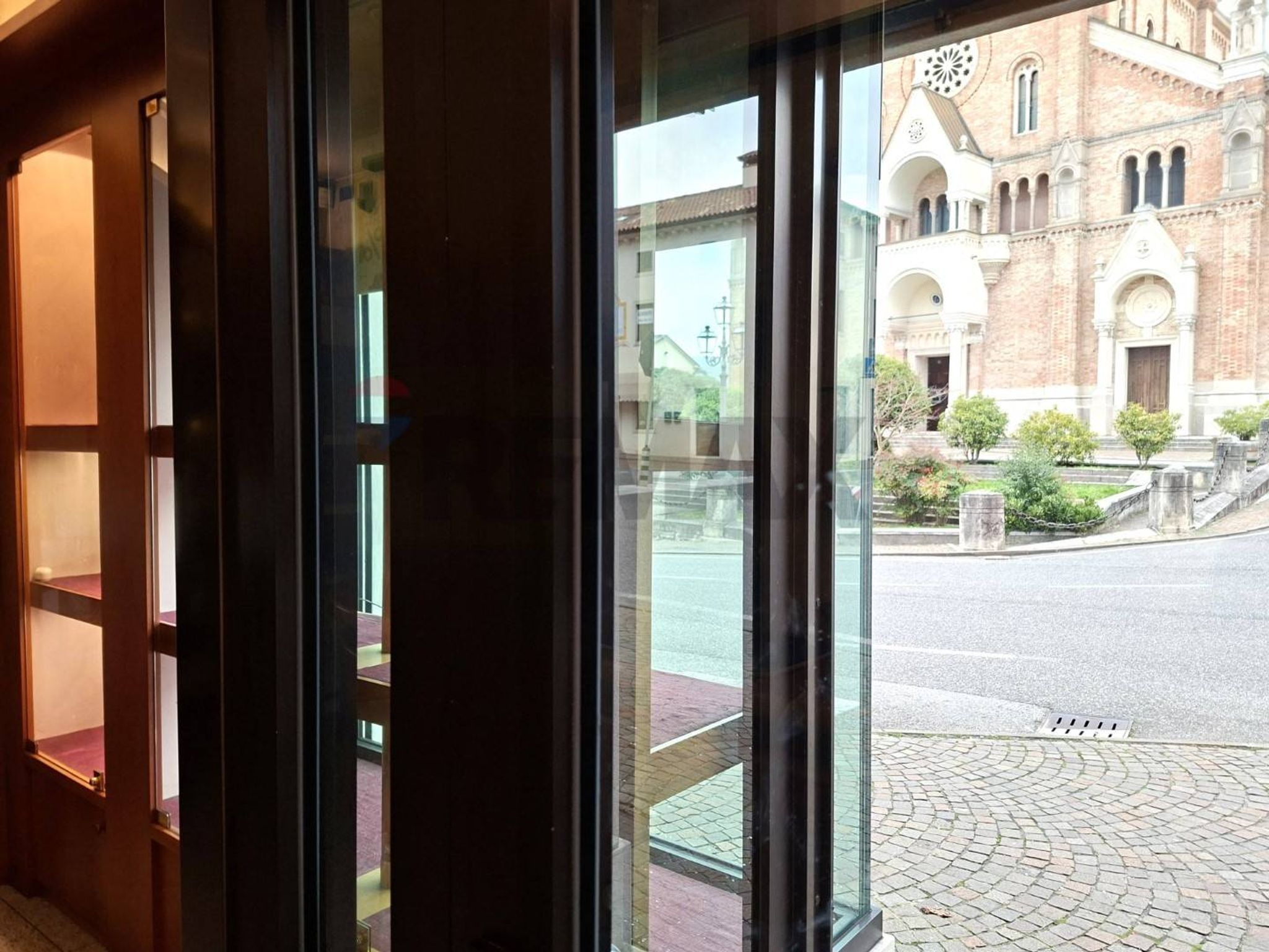 Edificio all'aperto