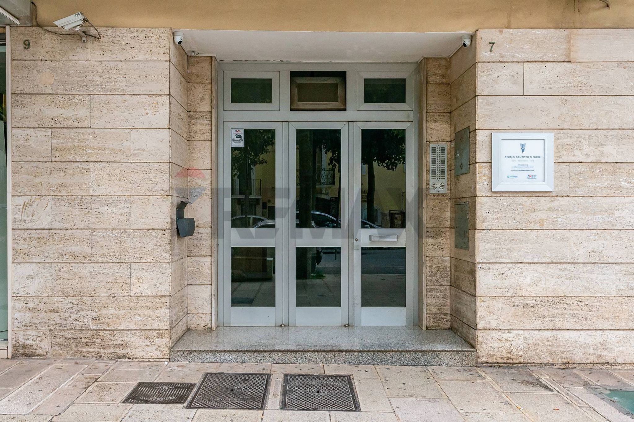 Edificio all'aperto