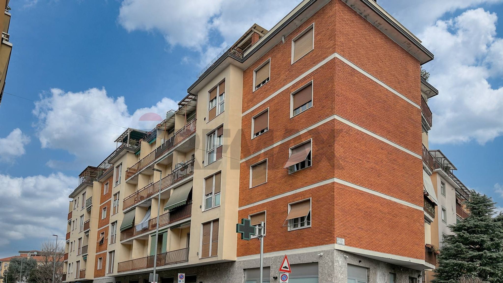 Edificio all'aperto