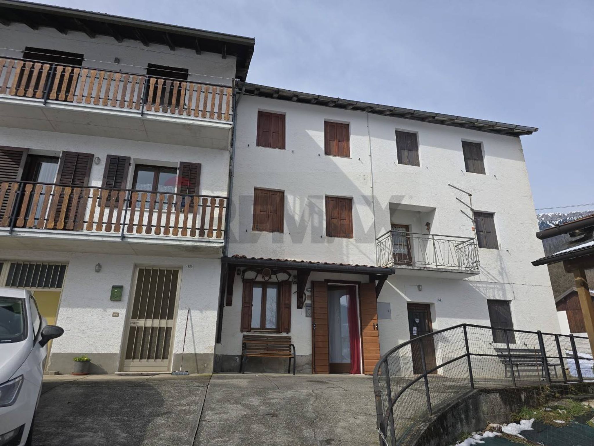 Property in Lamon