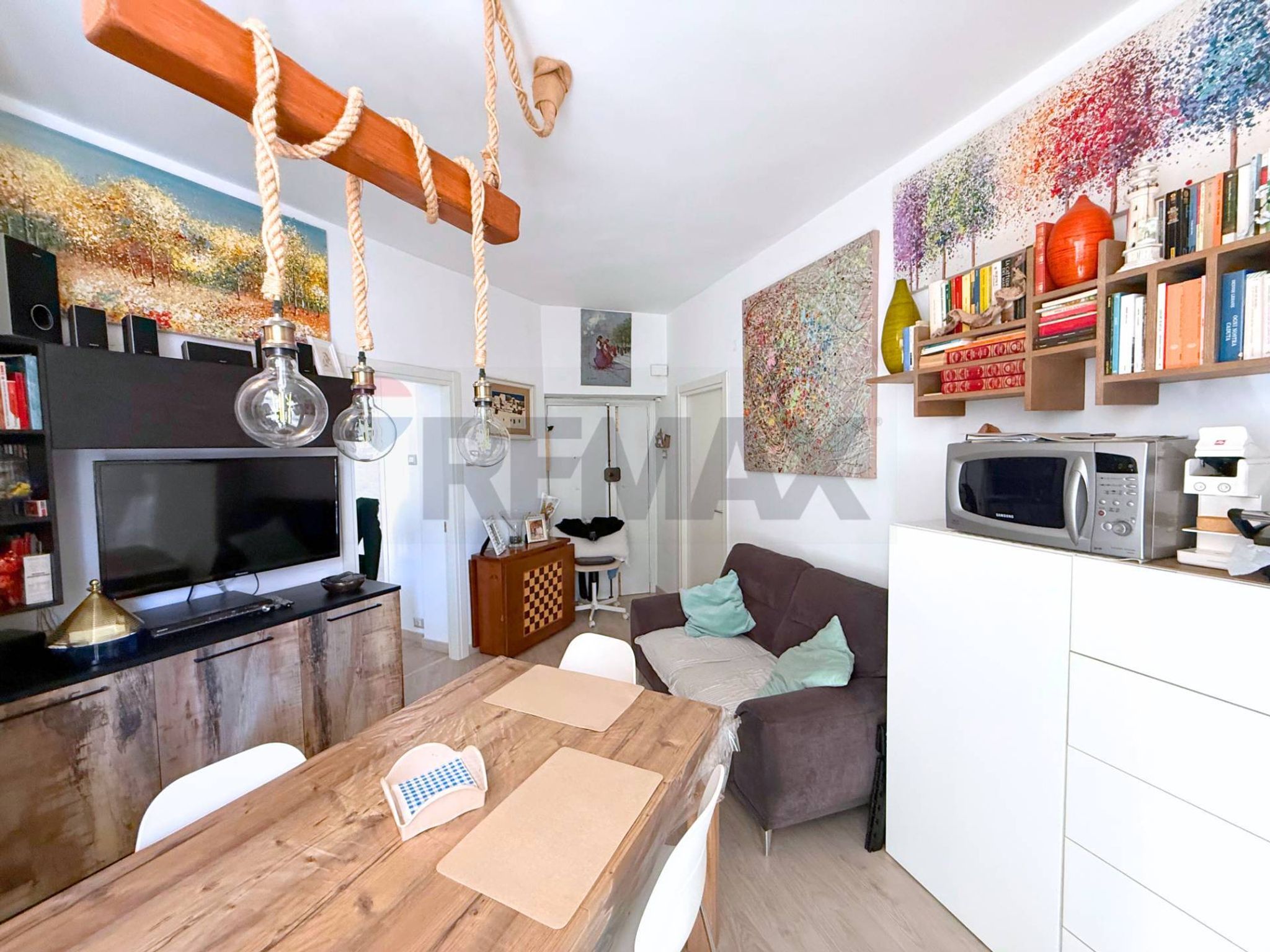 Zona living