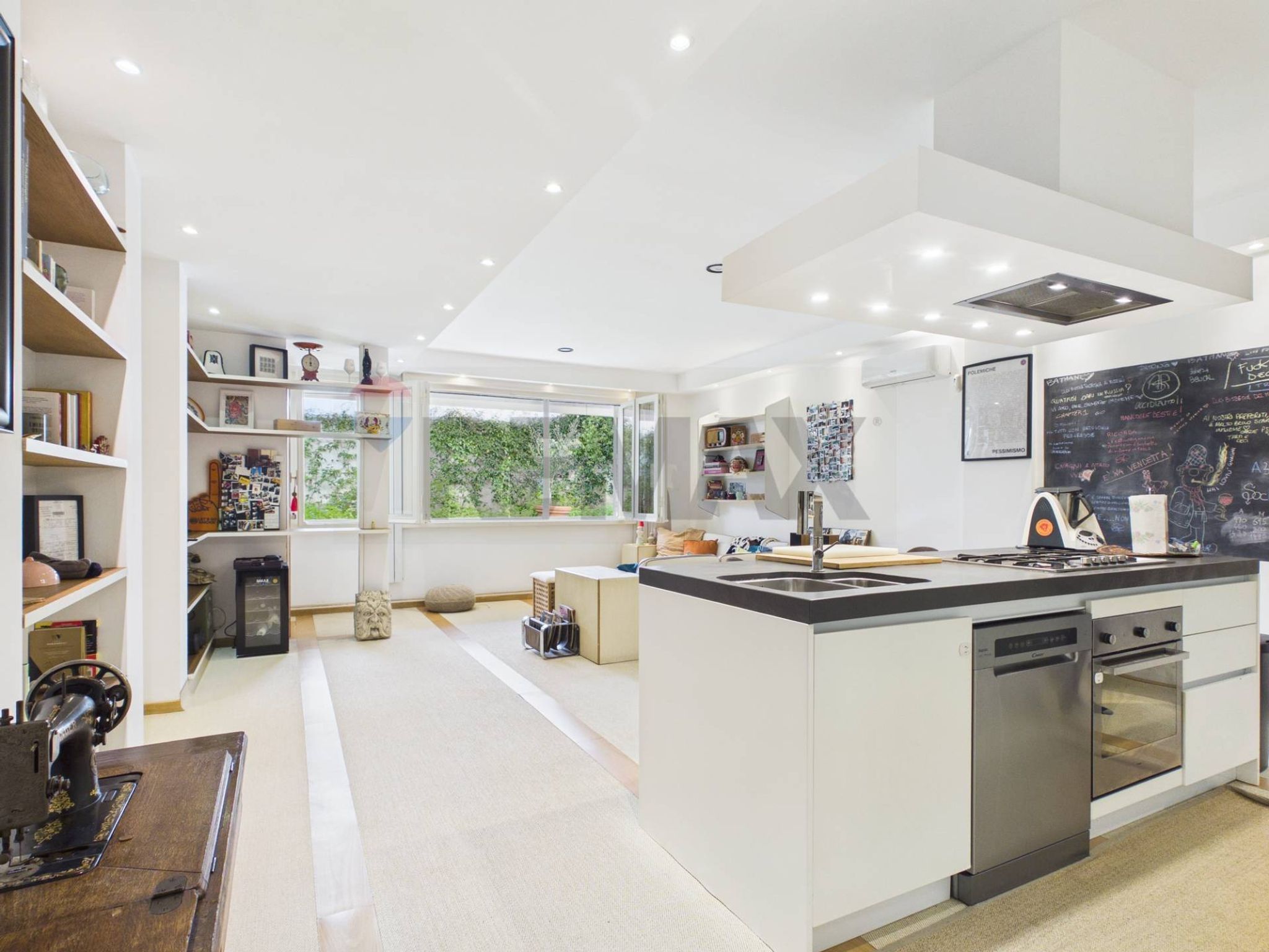 Property in Roma