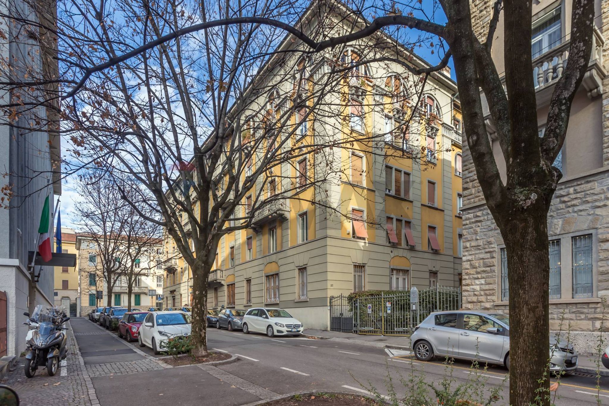Edificio all'aperto