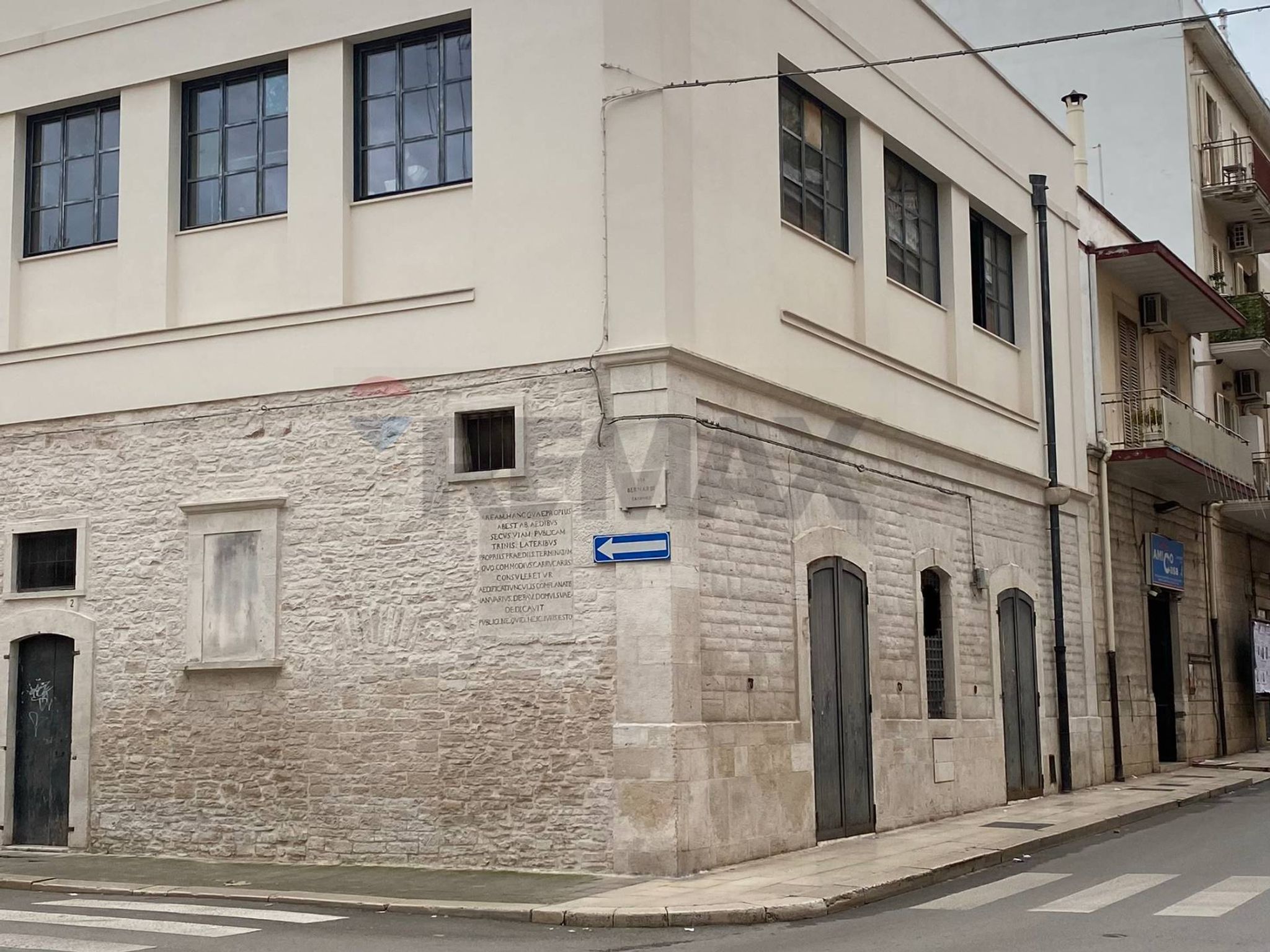 Edificio all'aperto