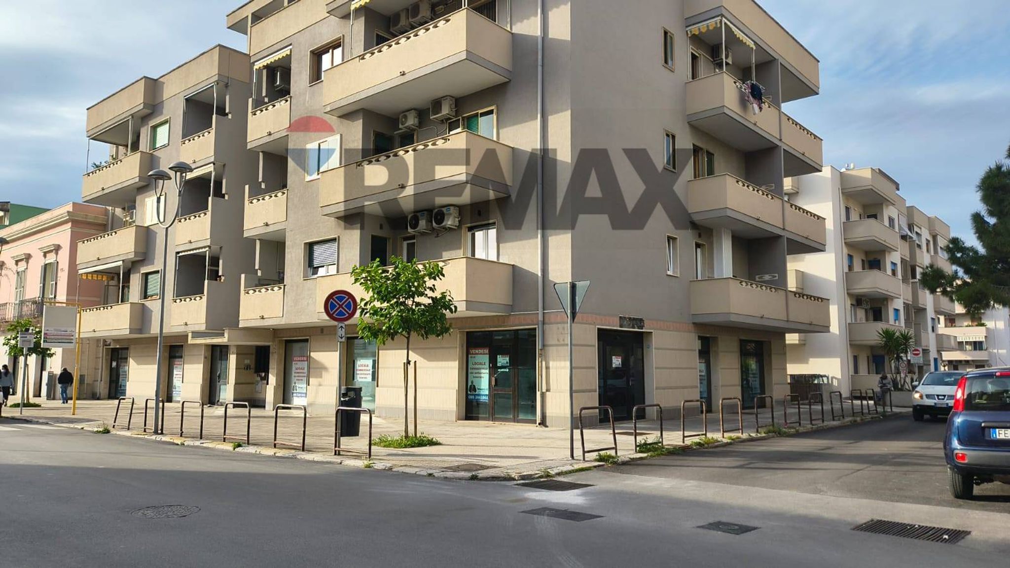 Edificio all'aperto