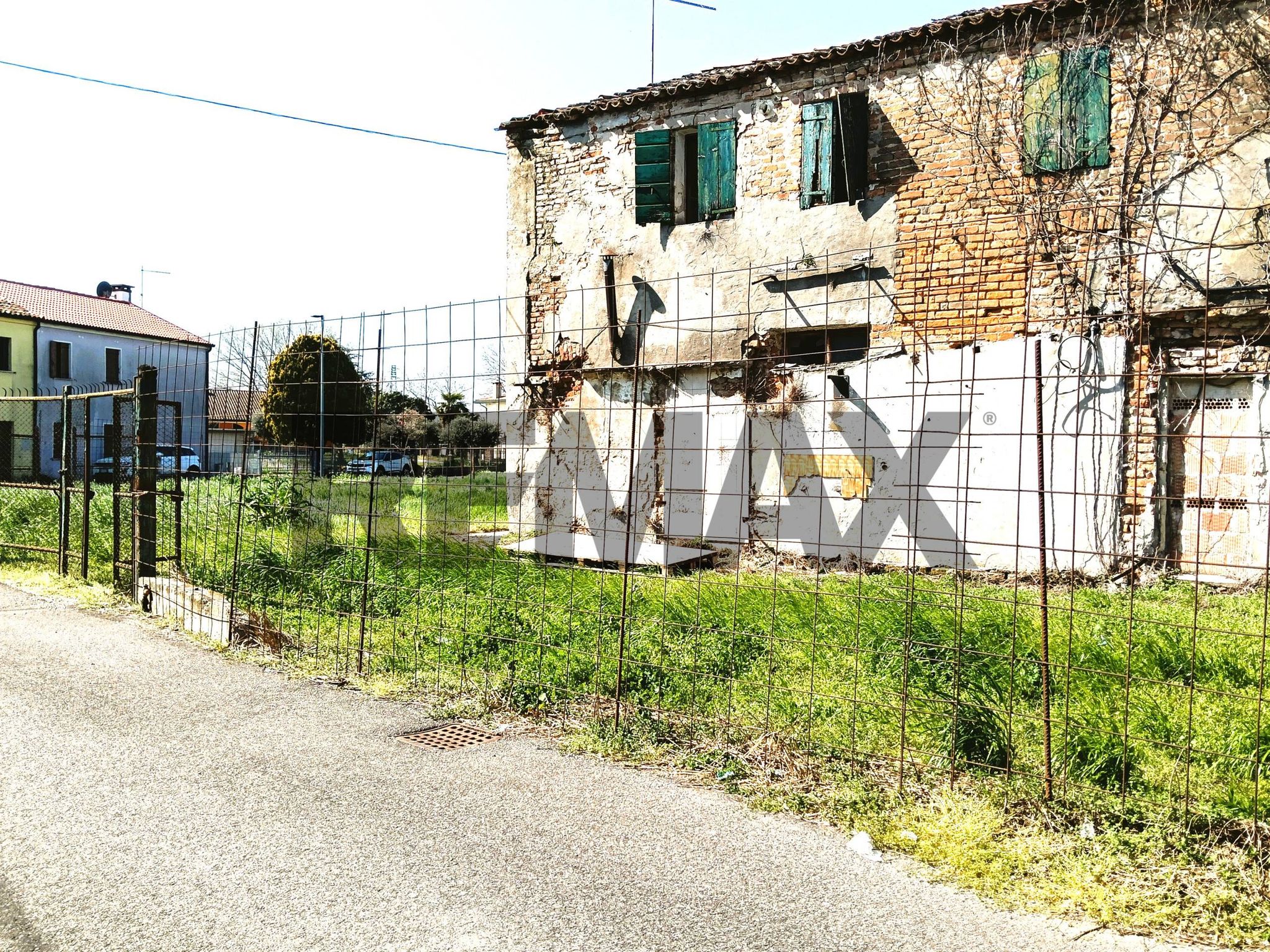 Edificio all'aperto
