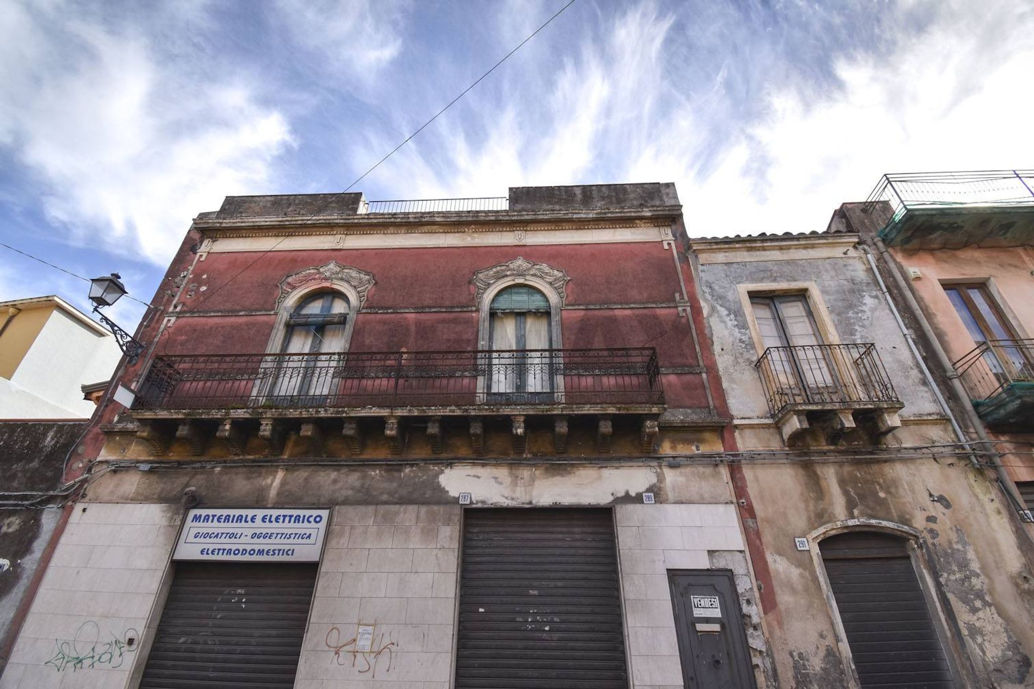 Edificio all'aperto