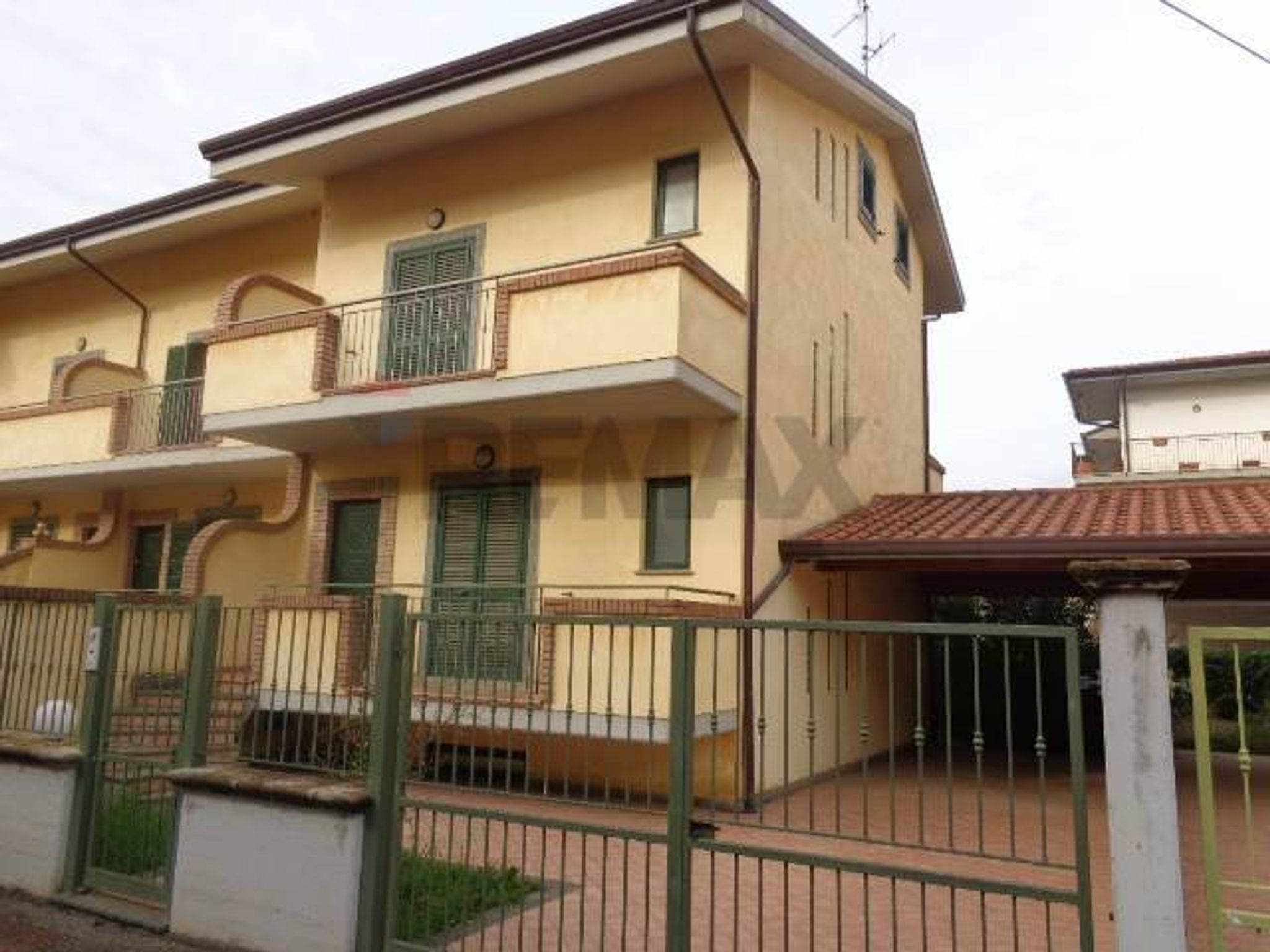 Edificio all'aperto