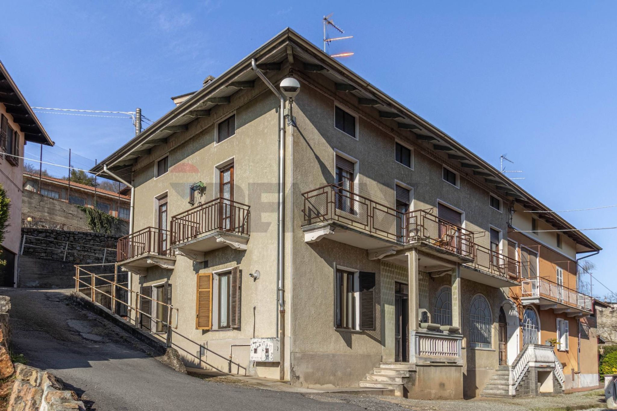 Immobile a Vallanzengo