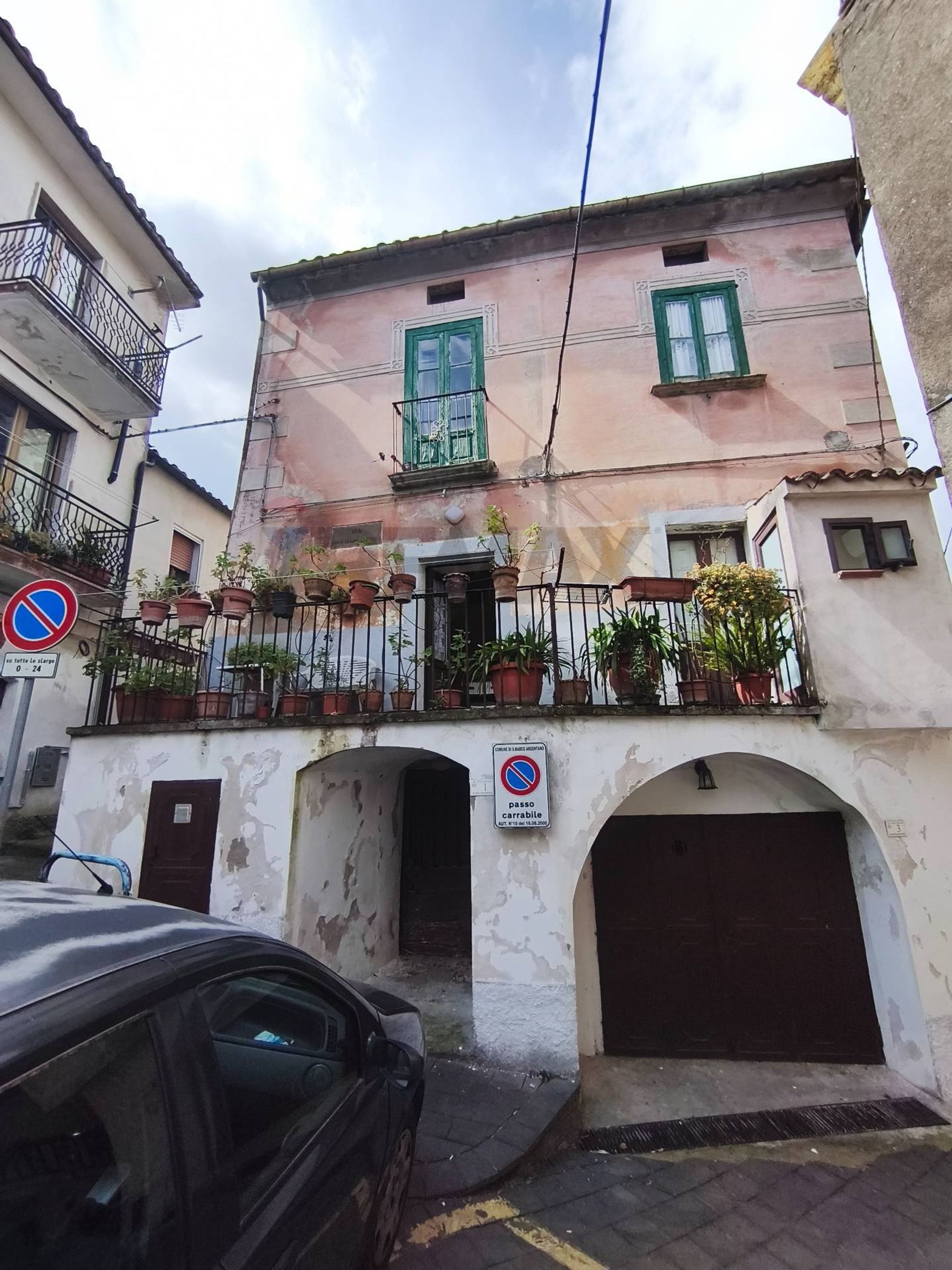 Edificio all'aperto