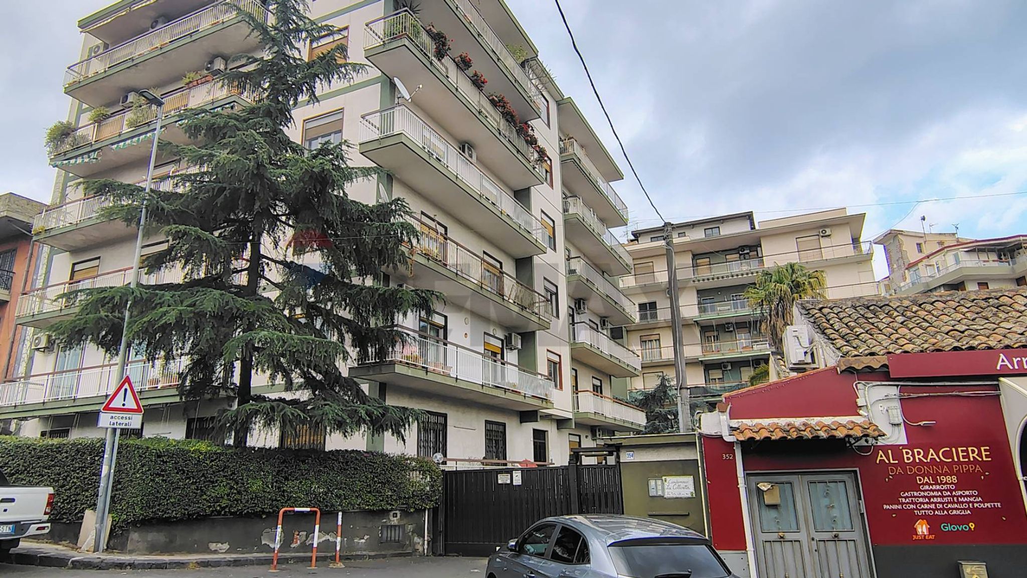 Edificio all'aperto