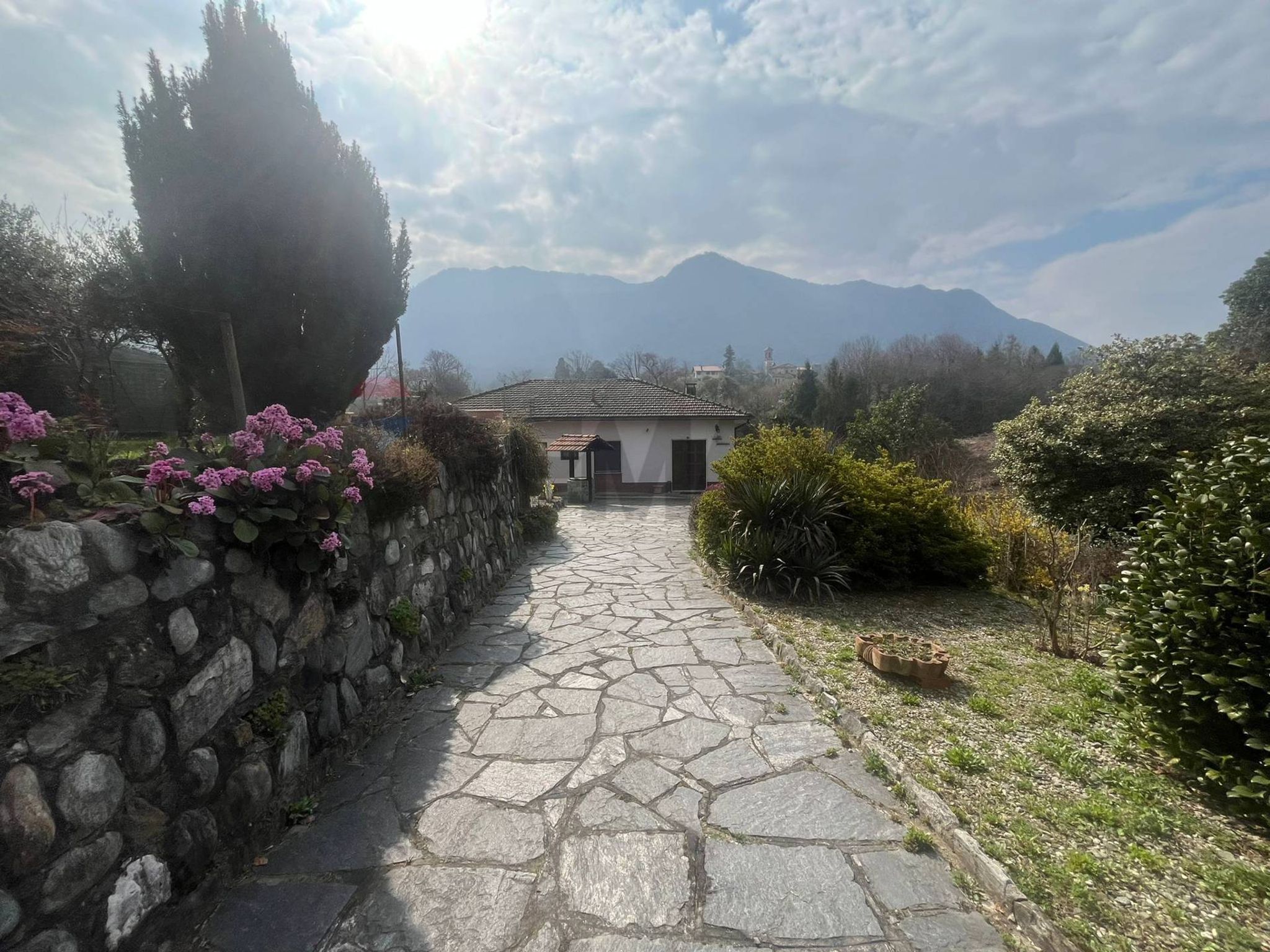 Immobile a Castelveccana