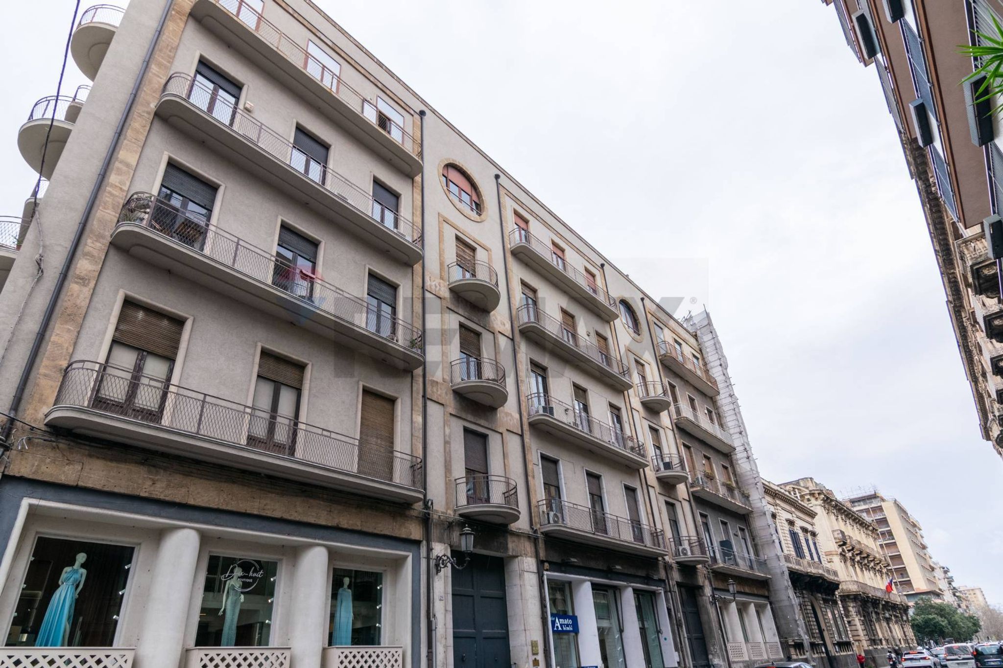 Edificio all'aperto