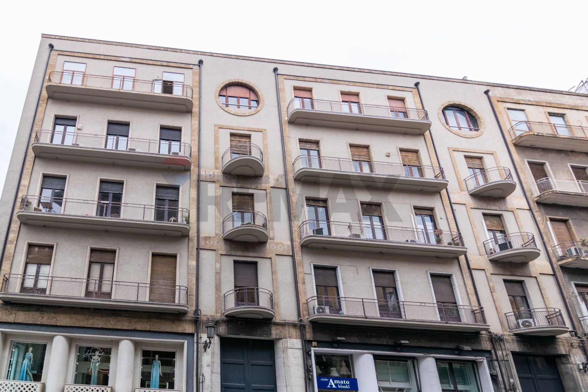 Edificio all'aperto