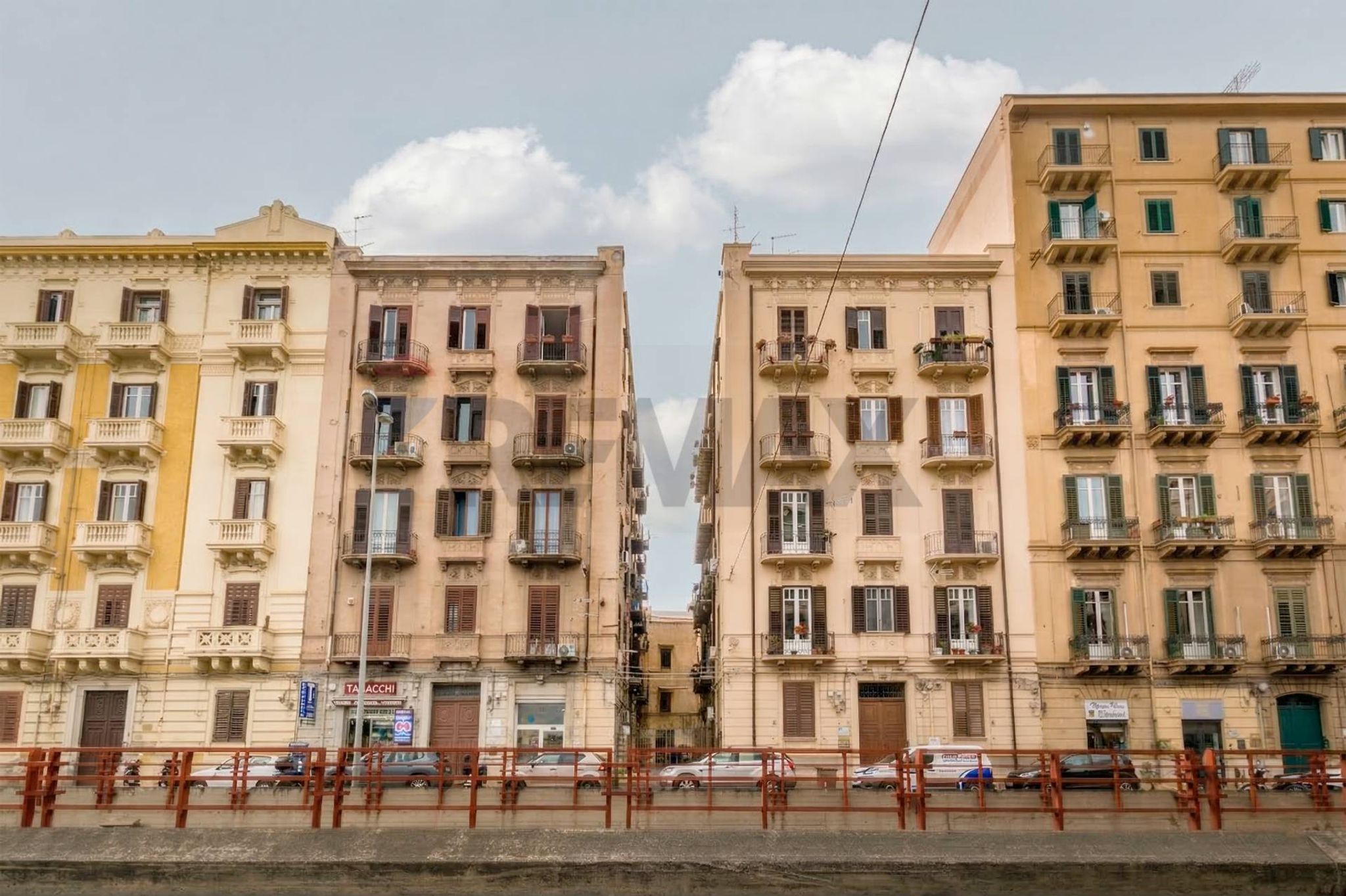 Edificio all'aperto