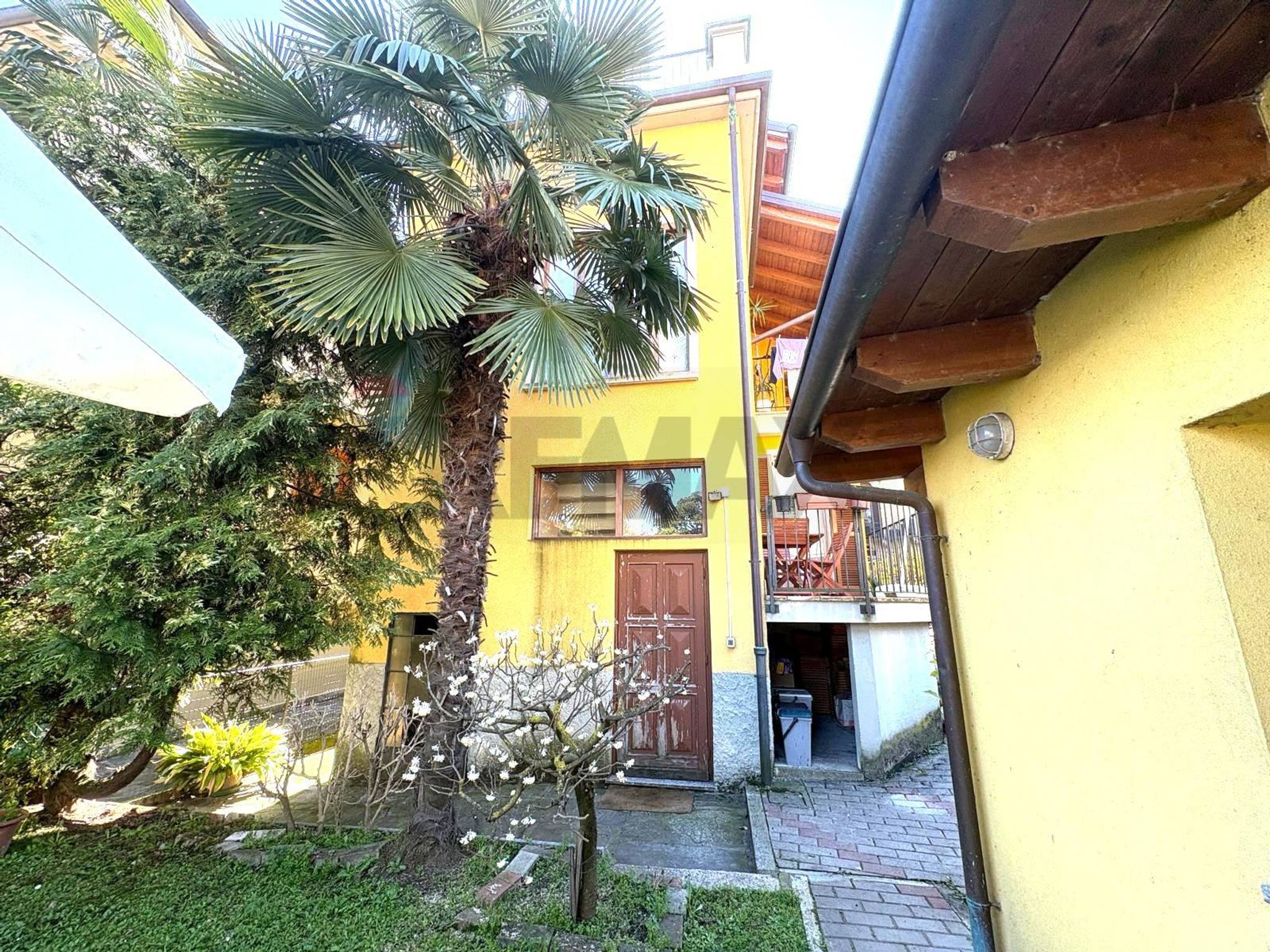 Edificio all'aperto