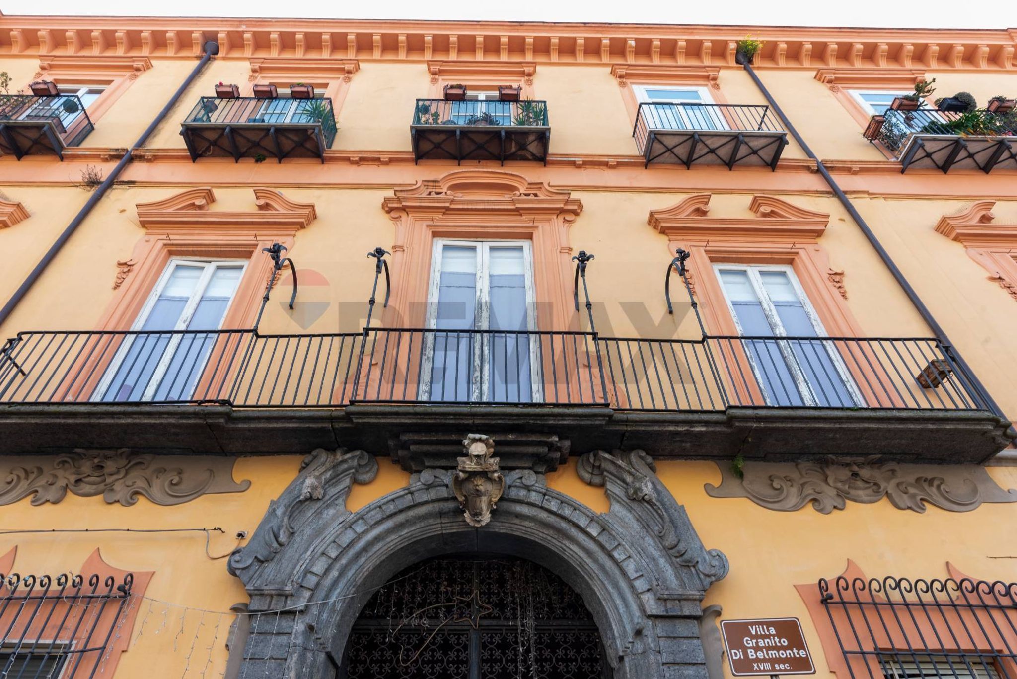 Edificio all'aperto