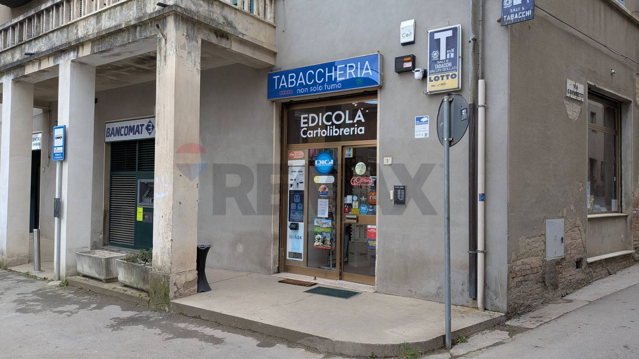 Edificio all'aperto