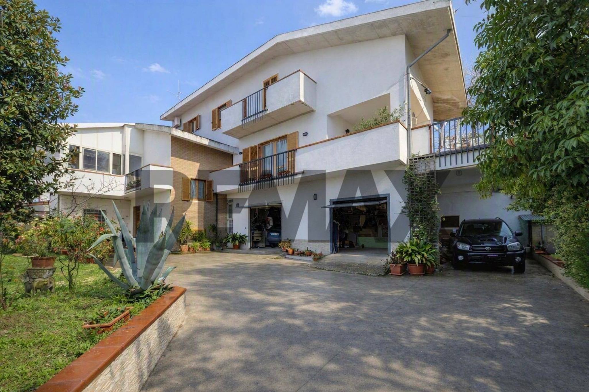 Property in Fara Filiorum Petri