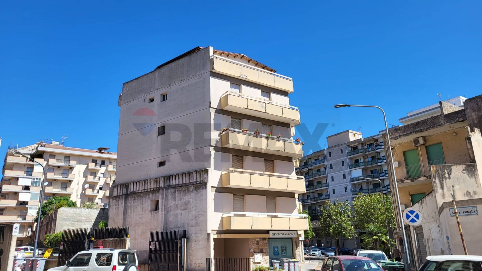 Edificio all'aperto