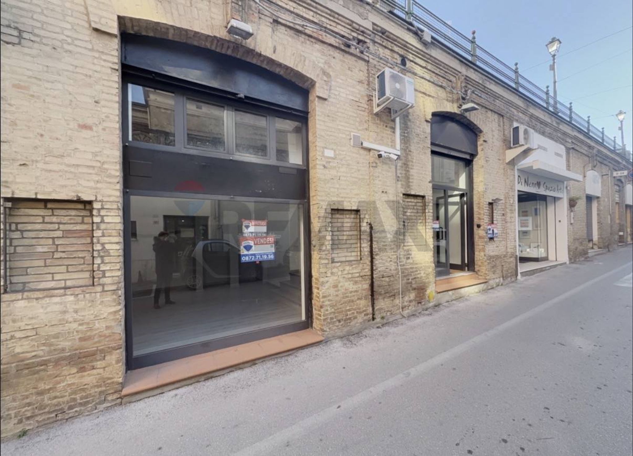 Edificio all'aperto