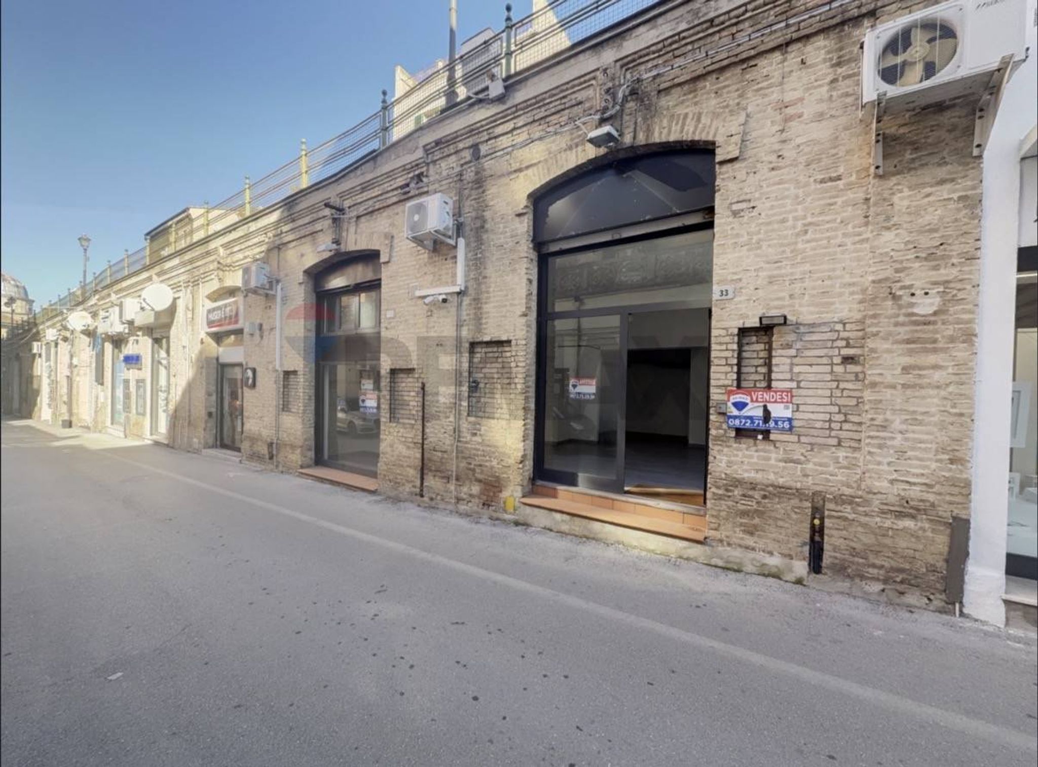 Edificio all'aperto