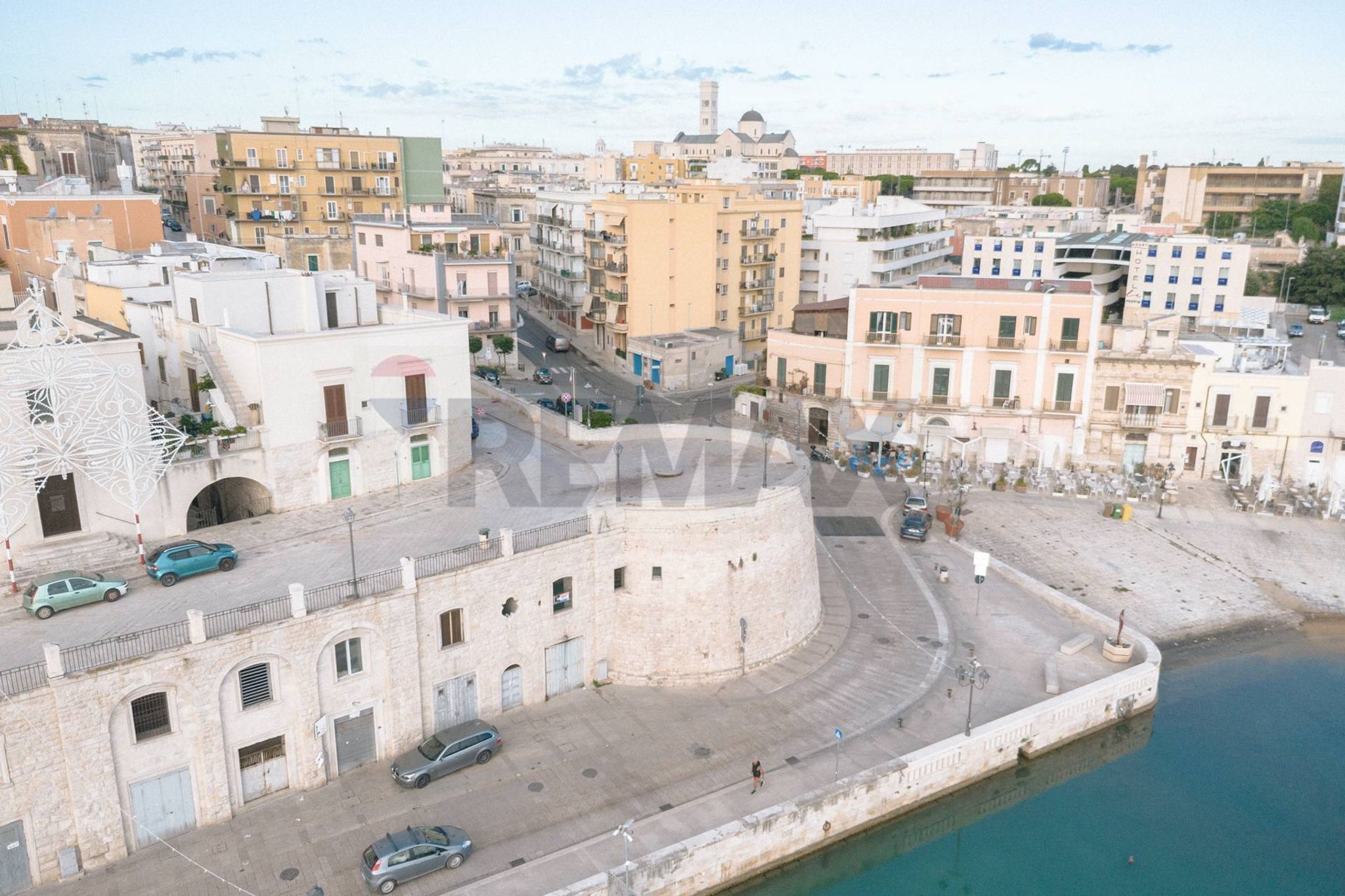 Edificio all'aperto