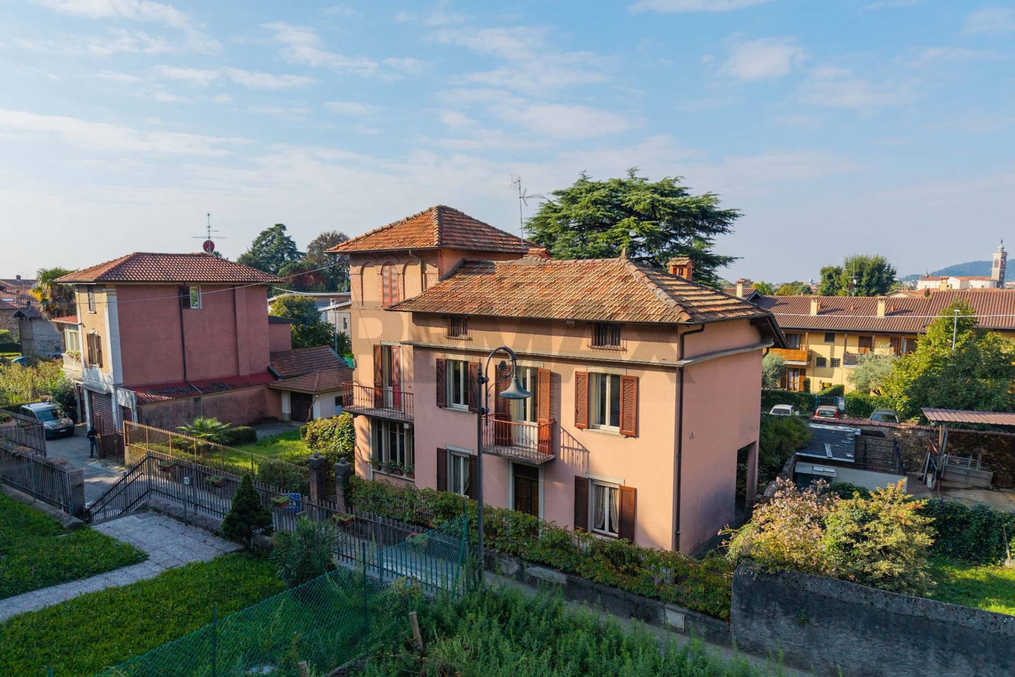 Property in Paladina
